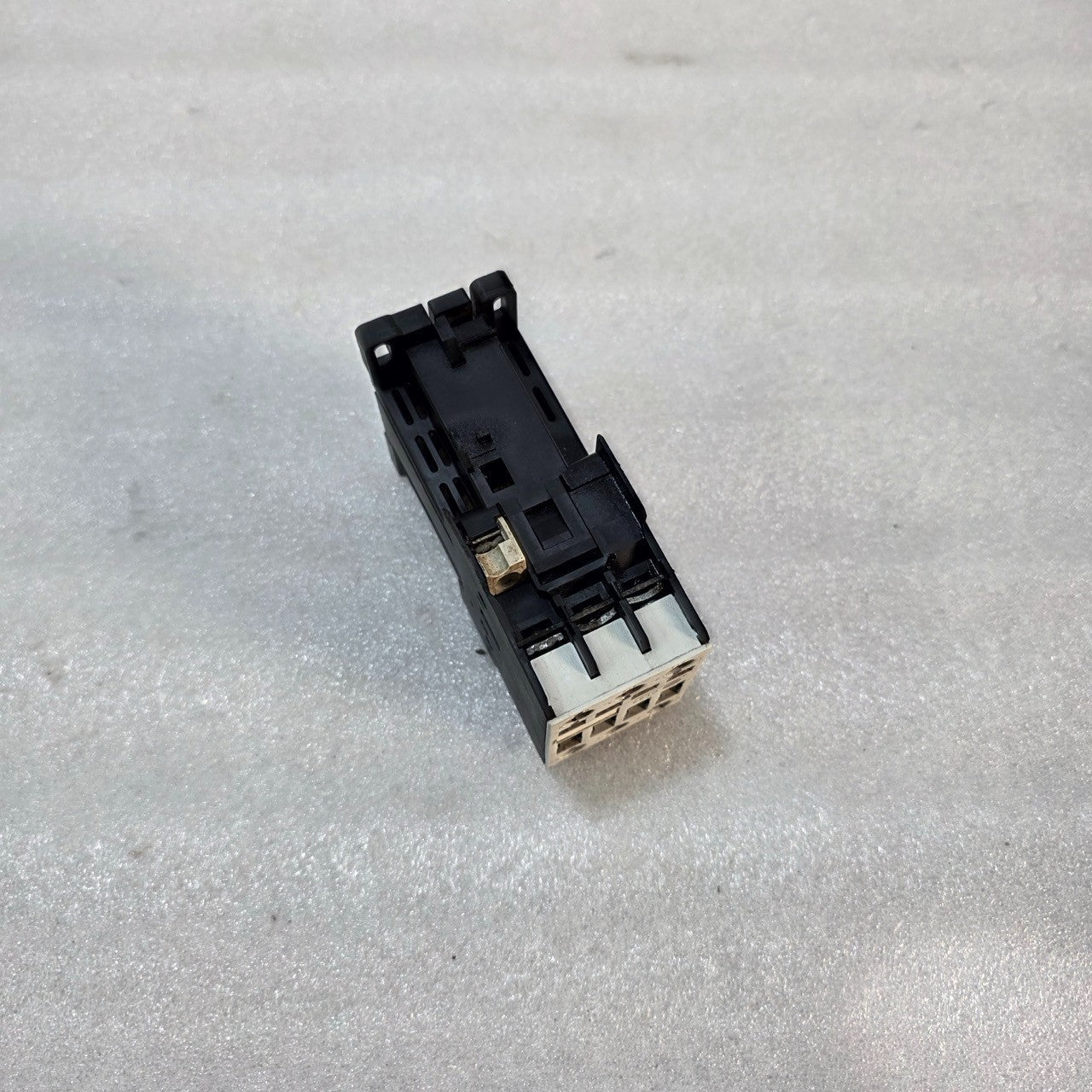 GENERAL ELECTRIC CL25D300T IEC CONTACTOR 45A