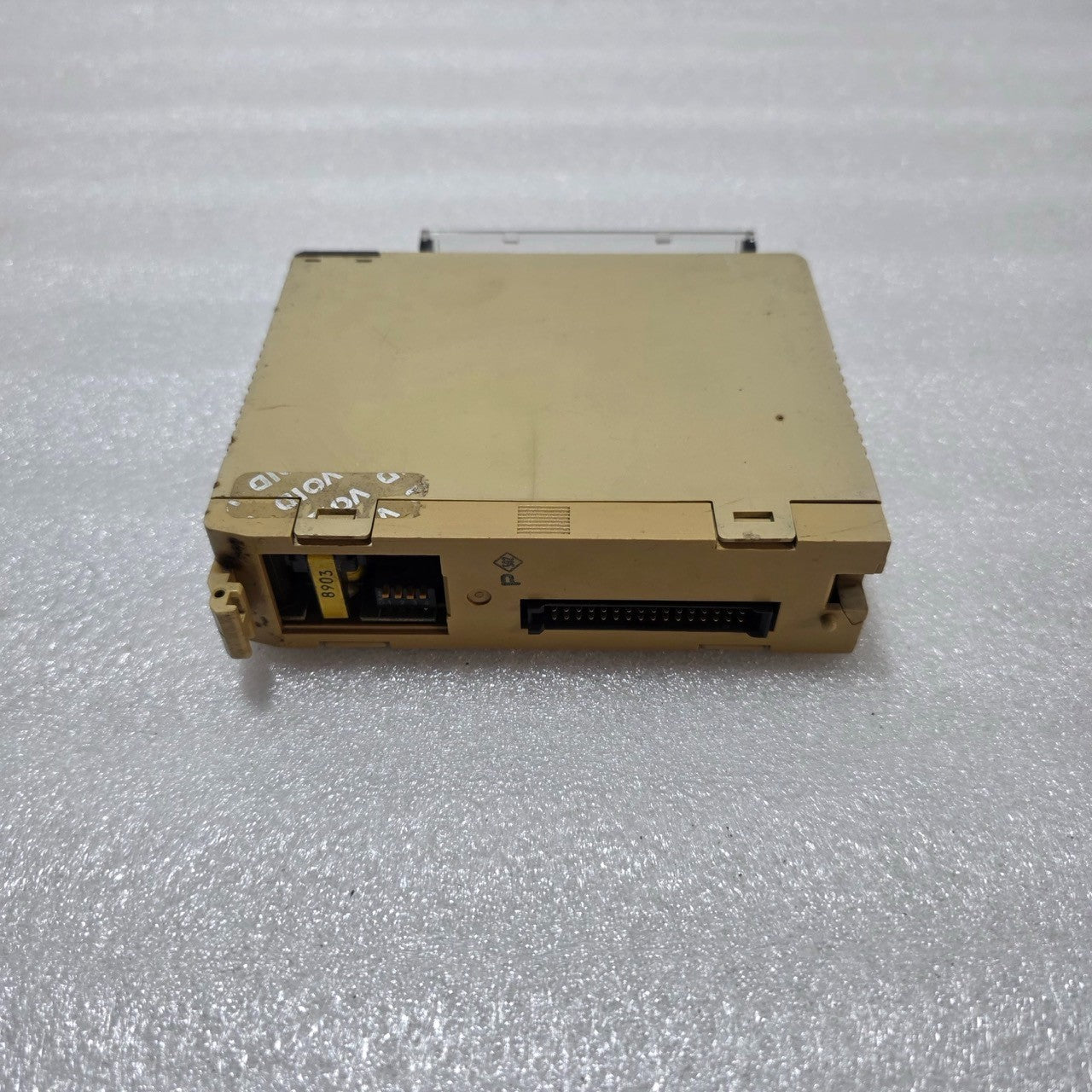OMRON C200H-AD001 ANALOG INPUT MODULE
