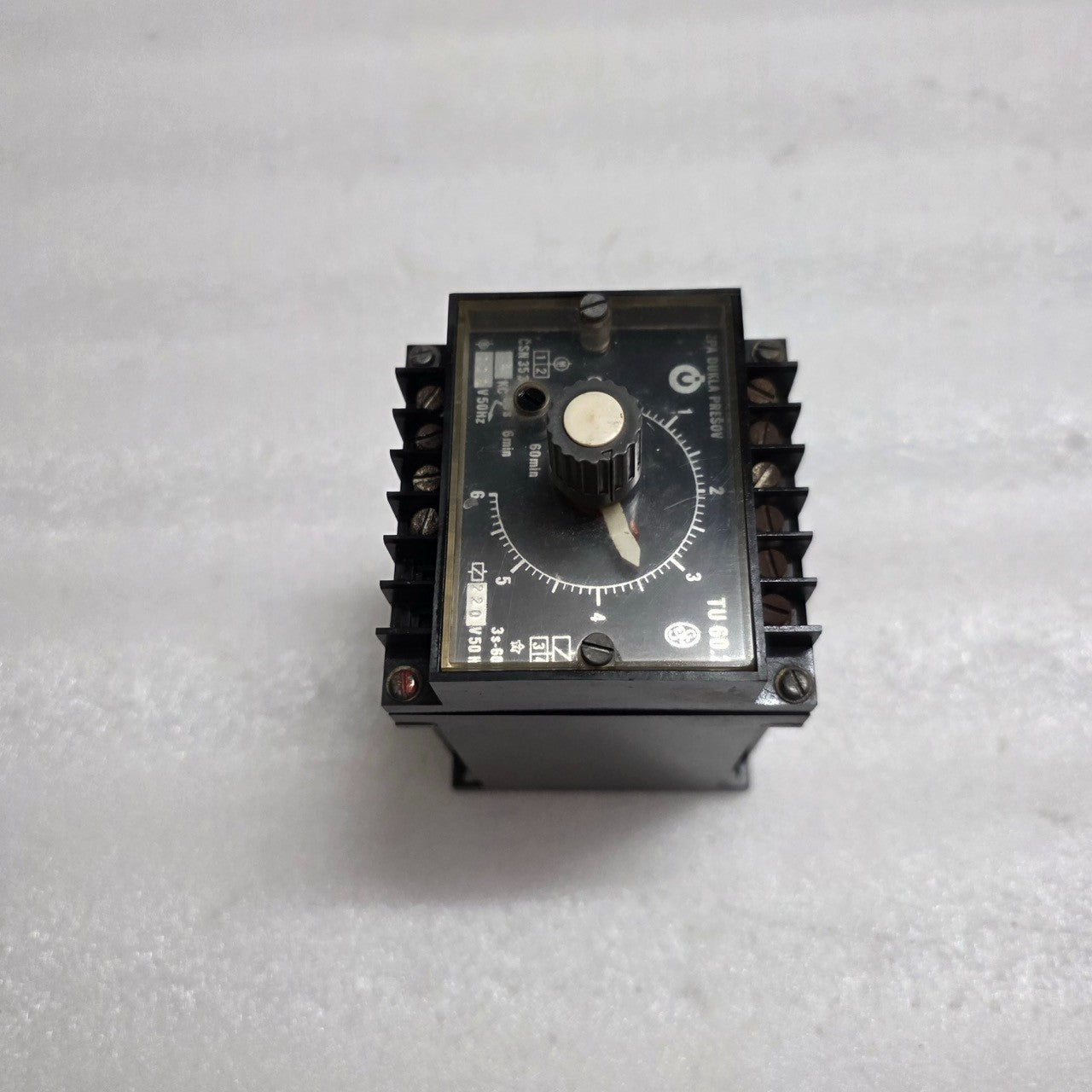ZPA DUKLA PREŠOV TU 60.2 MECHANICAL TIME DELAY RELAY 220V