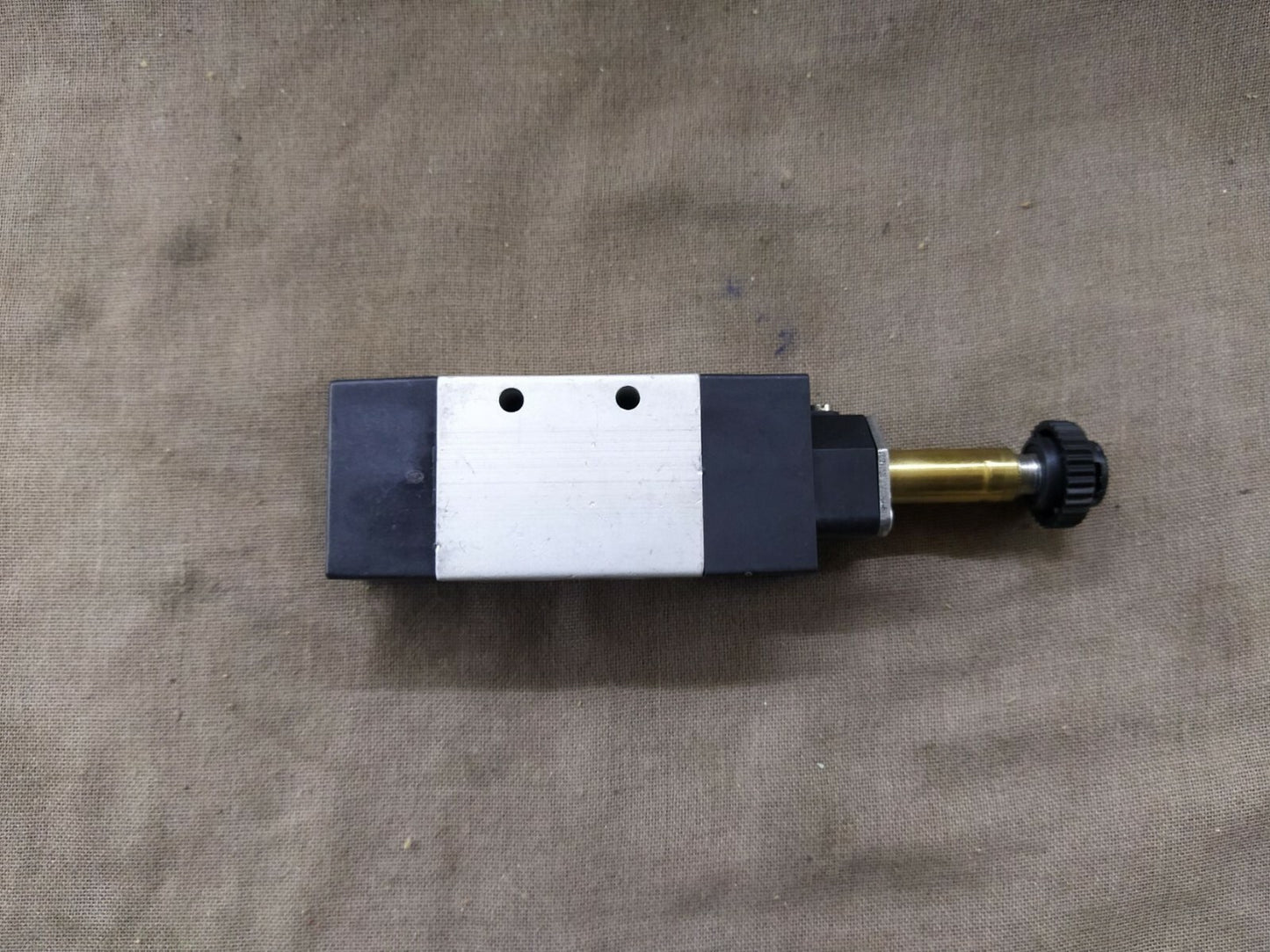 Pneumax 484.32.0.1.M57 Solenoid Spring Valve 10 BAR