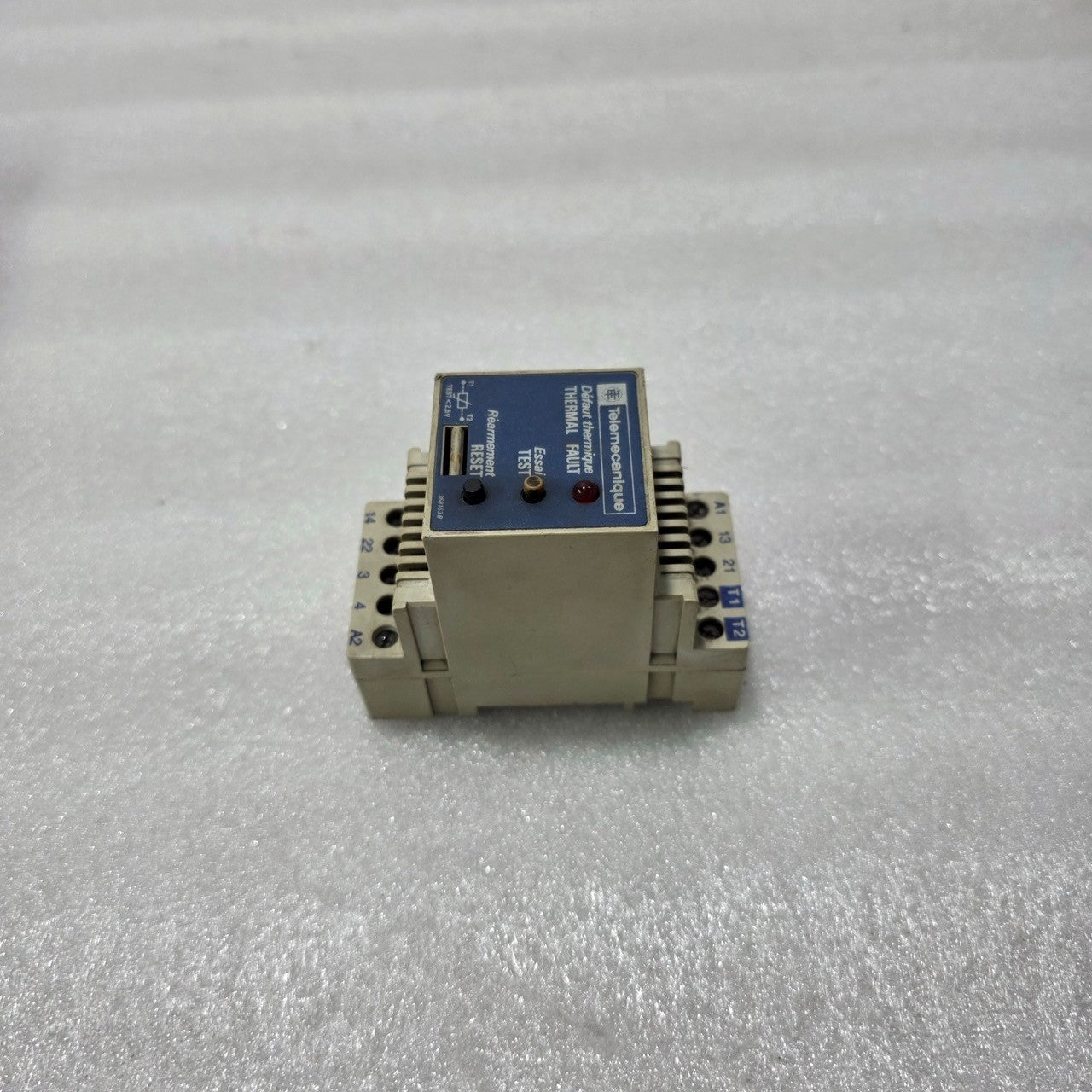 TELEMECANIQUE LT2-SP00M PTC THERMISTOR PROTECTION RELAY 220/240VAC