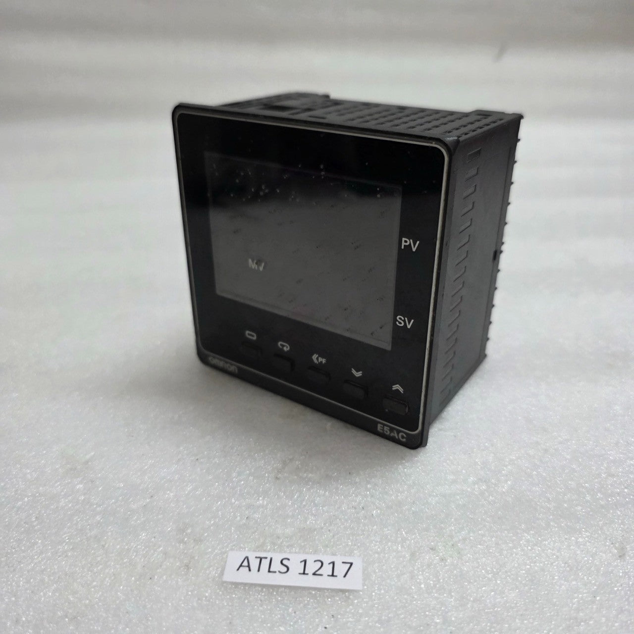 OMRON E5AC-RX3ASM-800 DIGITAL TEMPERATURE AND PROCESS CONTROLLER 100-240VAC