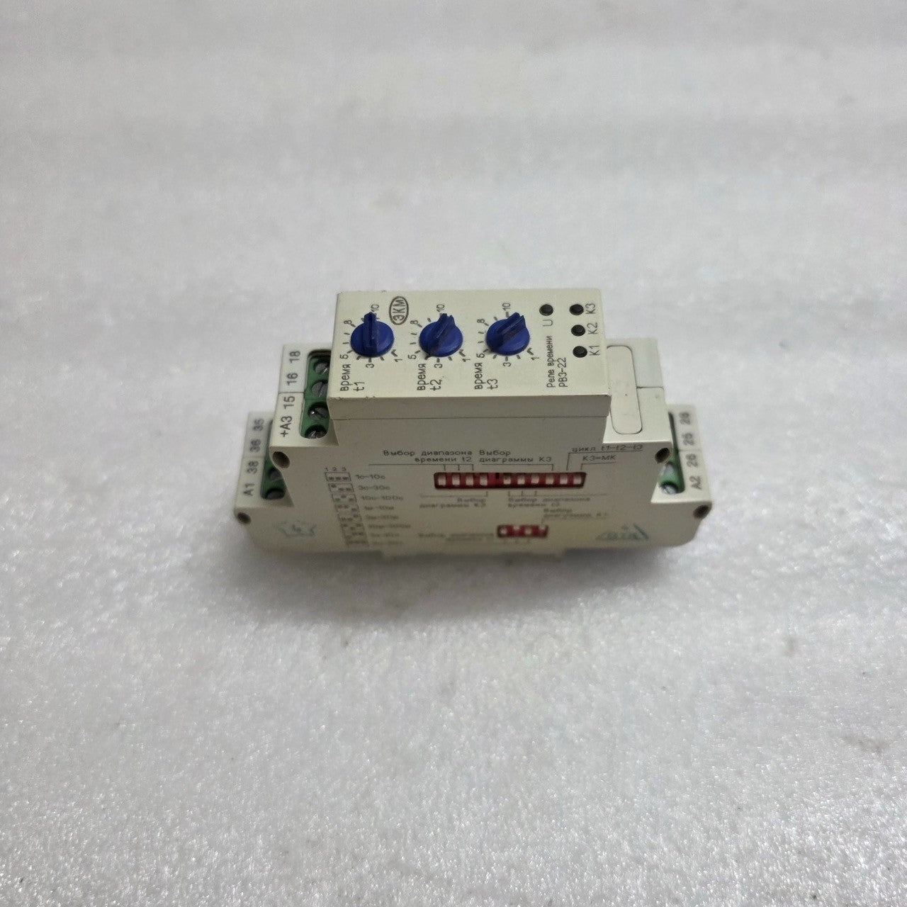 MEANDR PB3-22 TIME RELAY AC-DC 24V / AC230 V