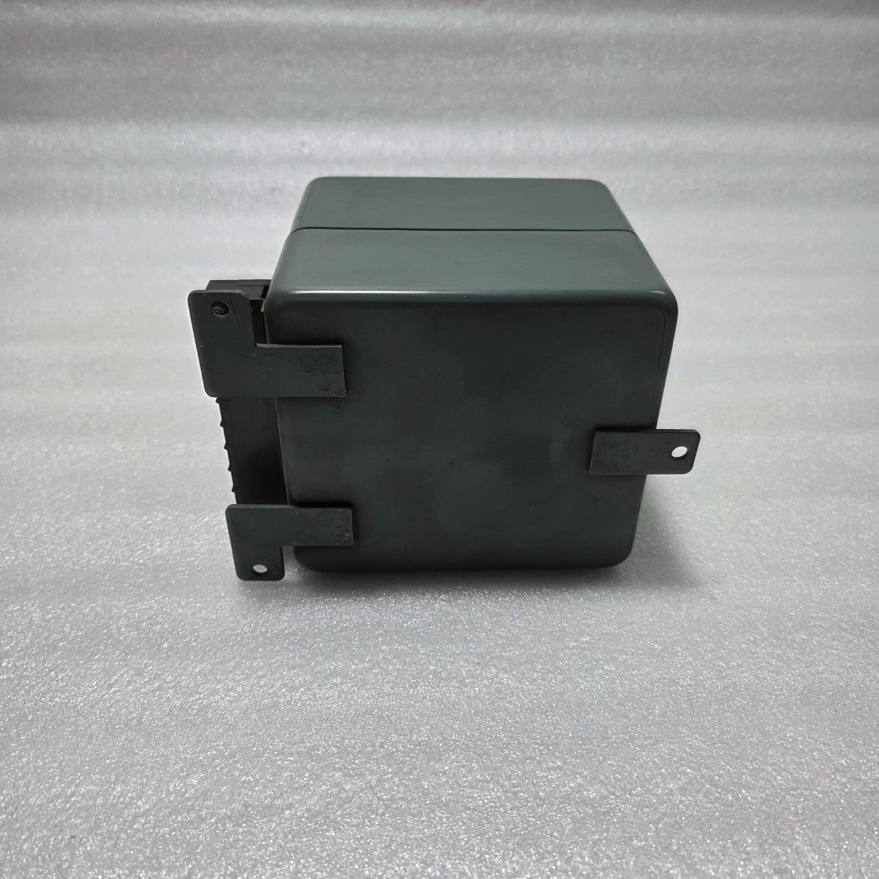 OMRON C0-CSD-3 INVERSE-TIME OVERCURRENT RELAY 5A 60HZ