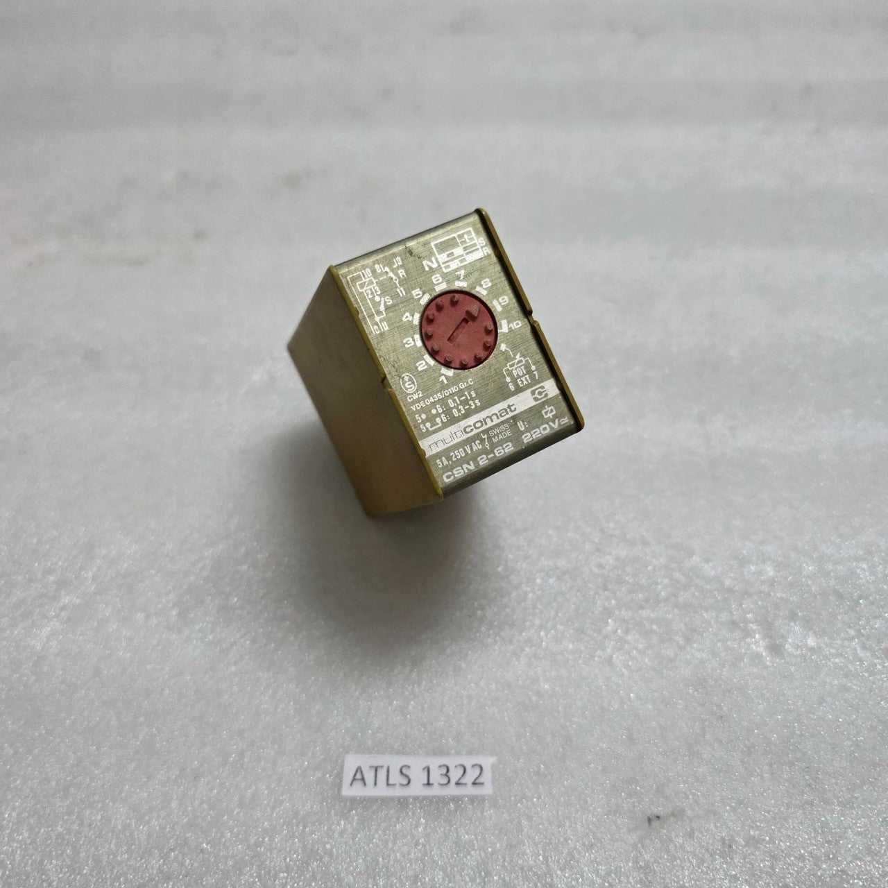 MULTICOMAT CSN 2-62 TIME DELAY RELAY 220 VAC 0.1-3S RANGE