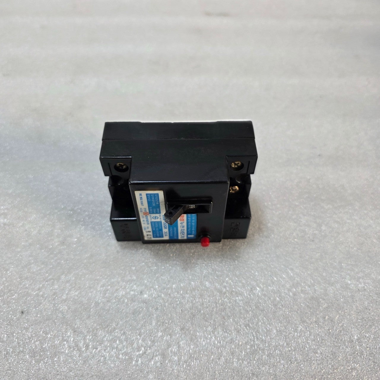 GEUMSEONG GYEJEON ELB-32GR EARTH LEAKAGE CIRCUIT BREAKER 30A
