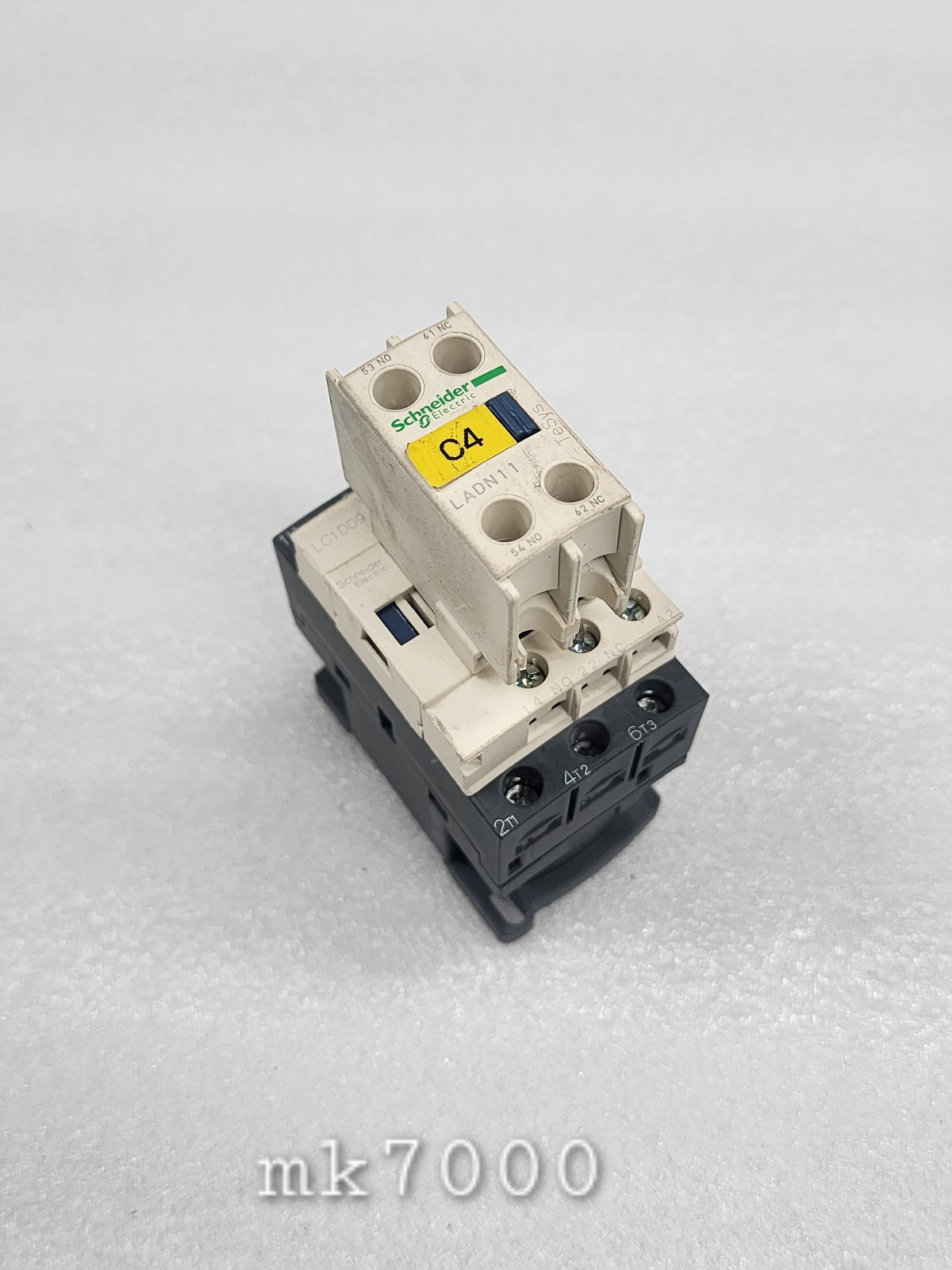 SCHNEIDER ELECTRIC LC1D09 CONTACTOR LADN11 AUX CONTACT BLOCK - ARE Marine