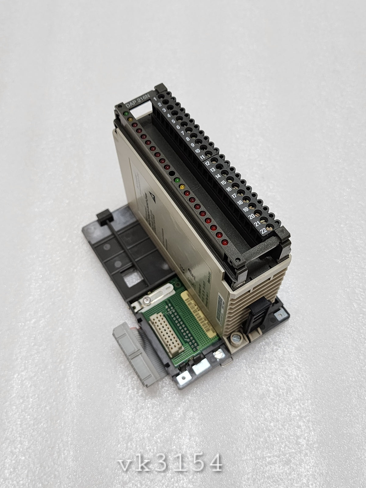 SCHNEIDER AUTOMATION DAP 216N/AS-BDAP-216N 2X8 24VDC OUT 0.5A CURRENT SOURCE - ARE Marine