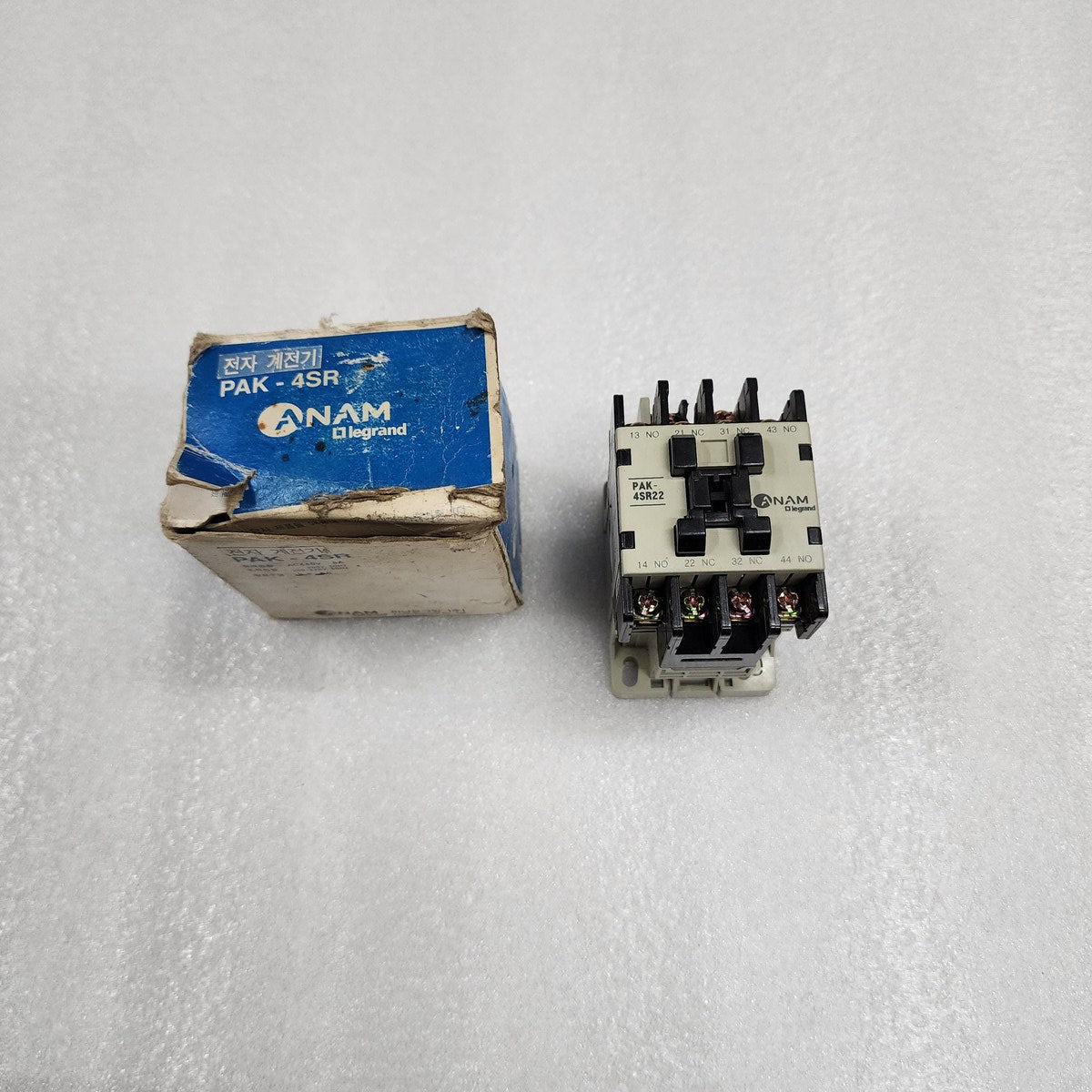 ANAM LEGRAND PAK-4SR22 MAGNETIC RELAY 200-220V - ARE Marine