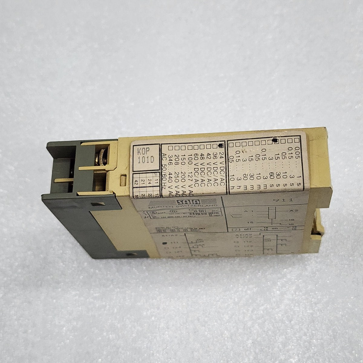 SAIA 911 MULTIFUNCTION TIME RELAY KOP-101D 24VAC/DC - ARE Marine