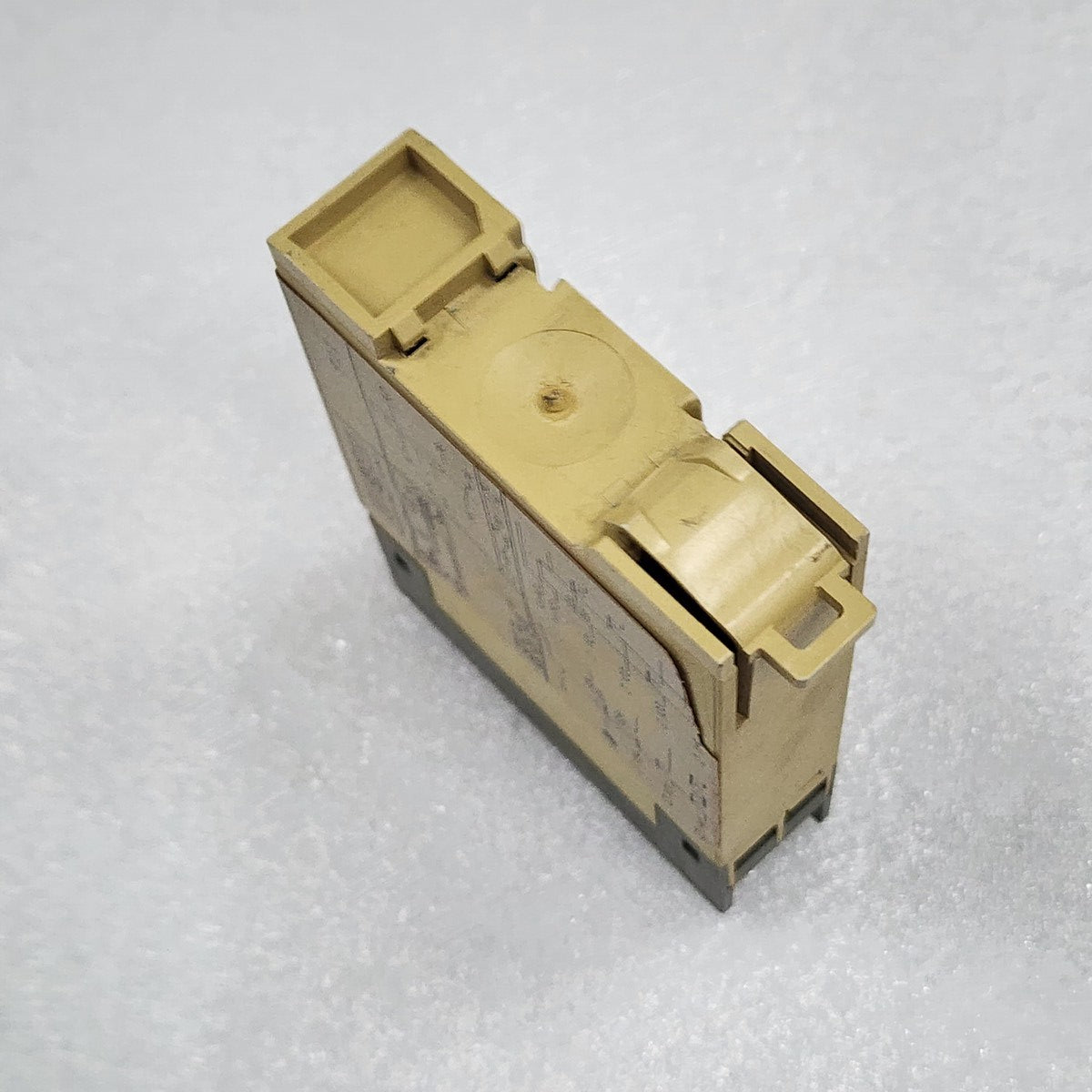 SAIA 911 MULTIFUNCTION TIME RELAY KOP-101D 24VAC/DC - ARE Marine