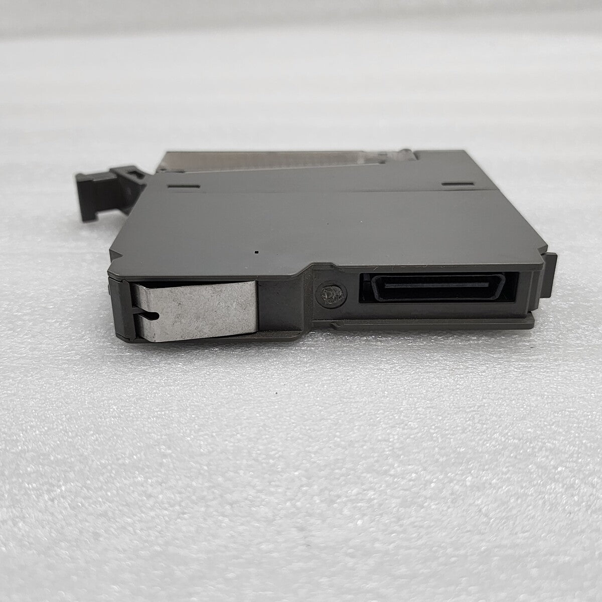 MITSUBISHI ELECTRIC NEXGENIE 7000 NX2001 16 POINT 24VDC OUTPUT 500mA SOURCE - ARE Marine