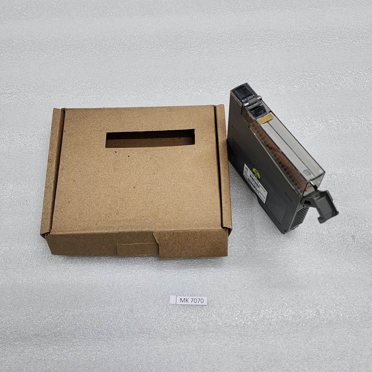 MITSUBISHI ELECTRIC NEXGENIE 7000 NX2001 16 POINT 24VDC OUTPUT 500mA SOURCE - ARE Marine