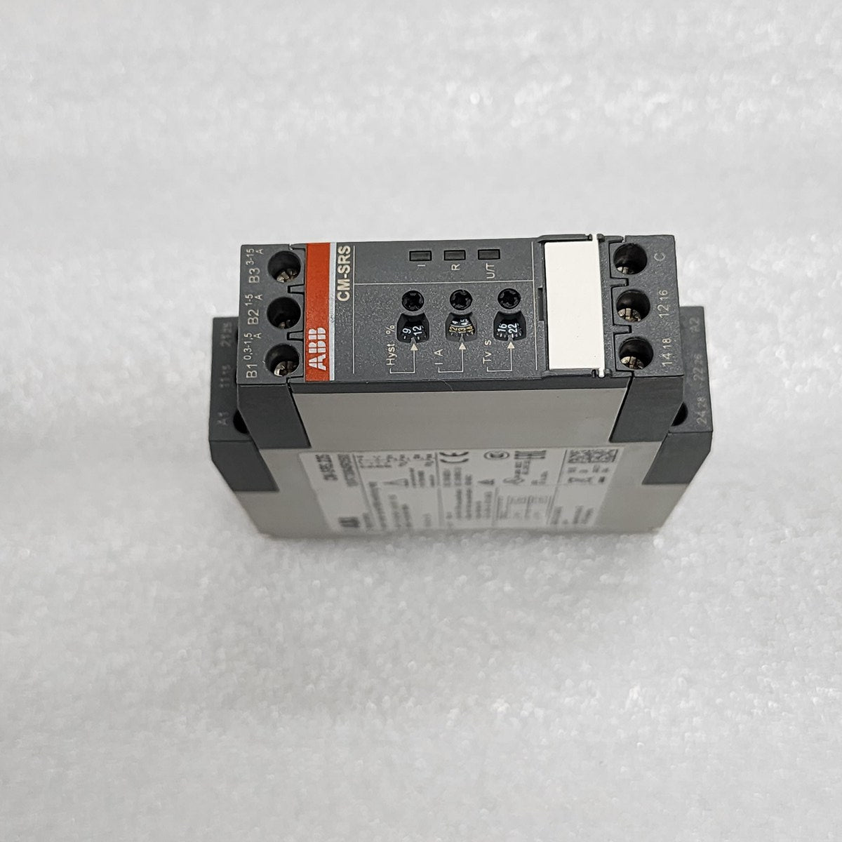 ABB CM-SRS.22S OVER-UNDER CURRENT RMS MONITORING RELAY 1SVR730840R0500 - ARE Marine