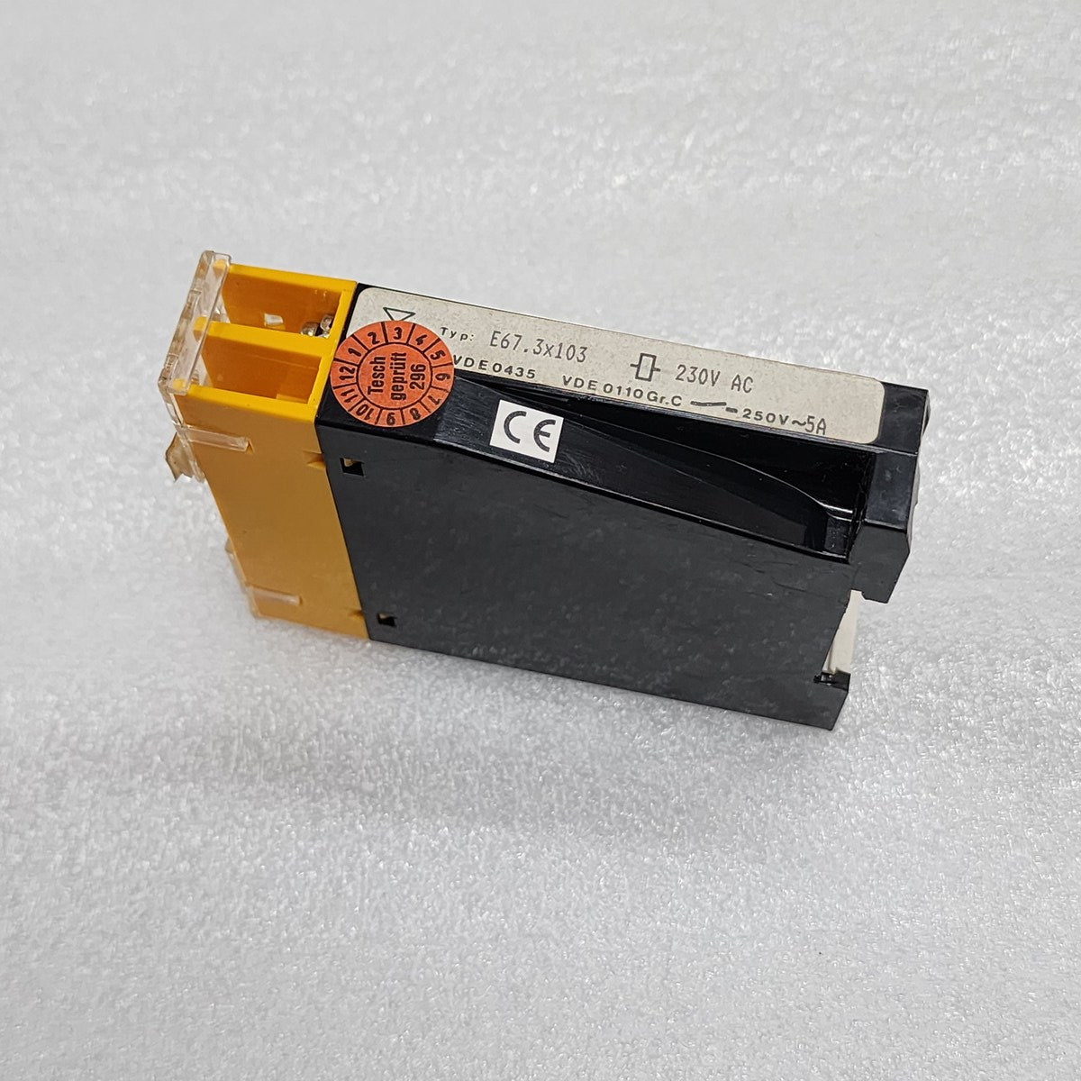 TESCH E67.3X103 SAFETY RELAY 230V 0.5-10S - ARE Marine