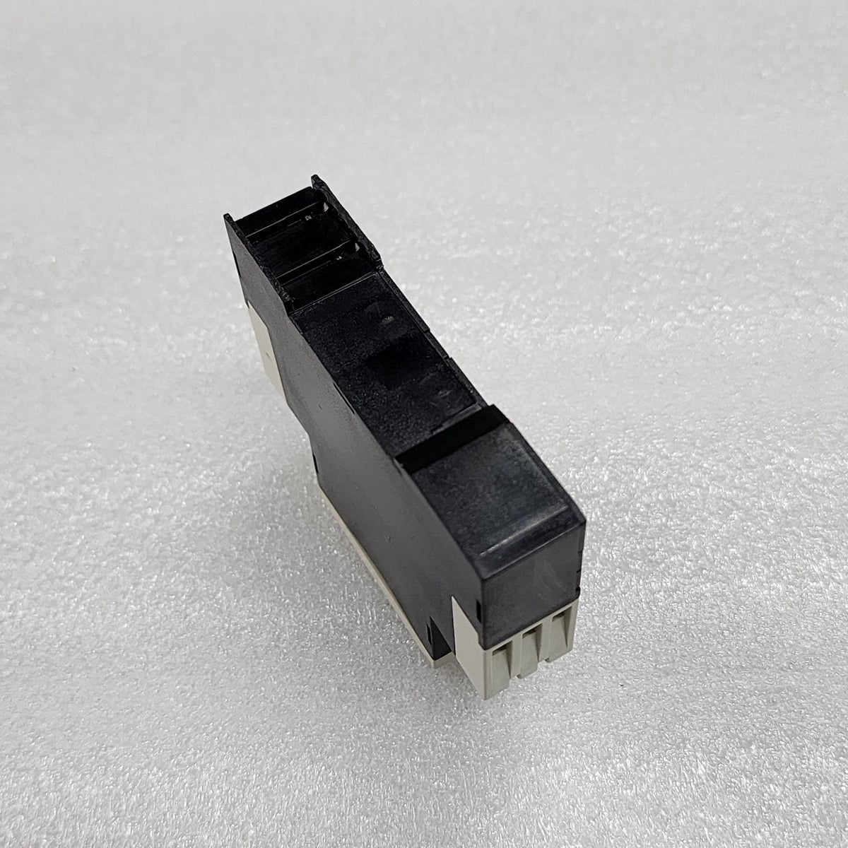 SAIA KOL311H7MRVPN00 TIME LAG RELAY 24-240VAC/24-48VDC 0.05S-10H - ARE Marine