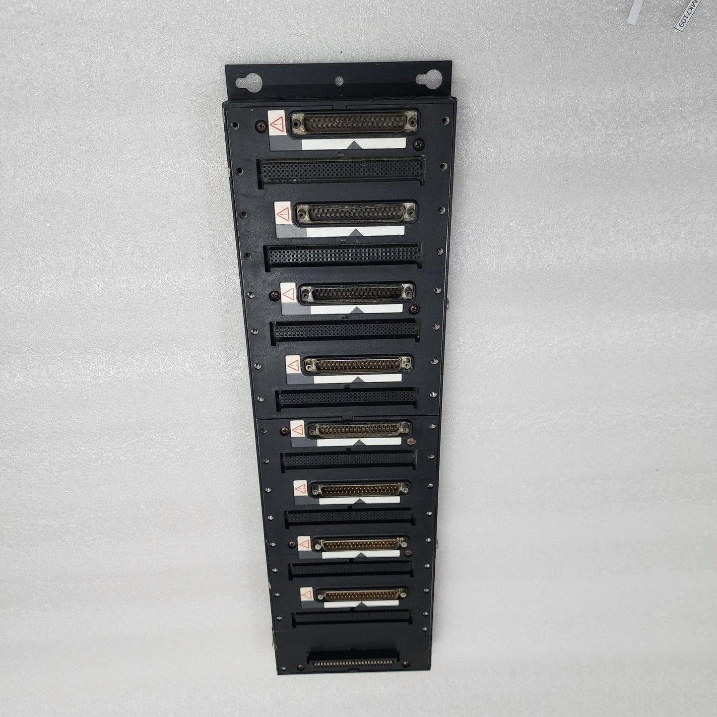 NATIONAL INSRUMENTS CFP-BP-8 8-SLOT BACKPLANE 188530H-01