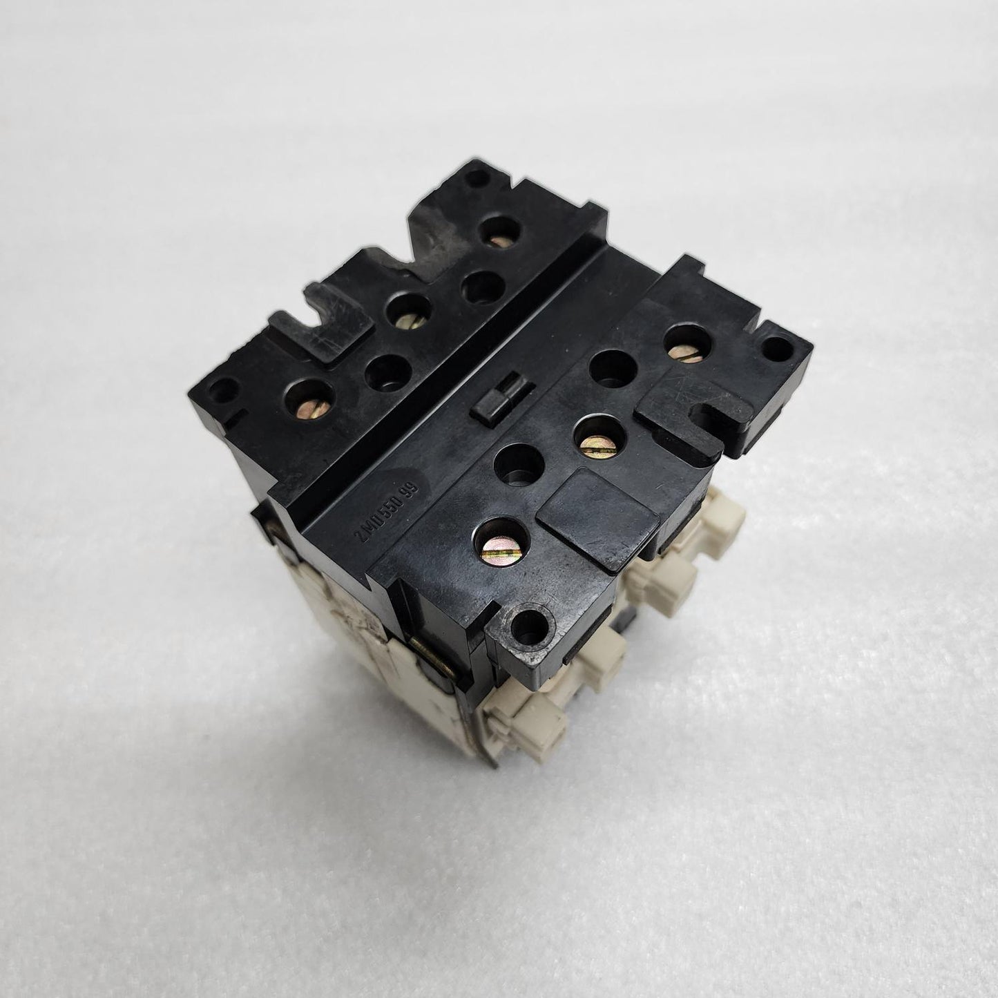 V85F MAGNETIC CONTACTOR 140A COIL VOLTAGE 48VAC