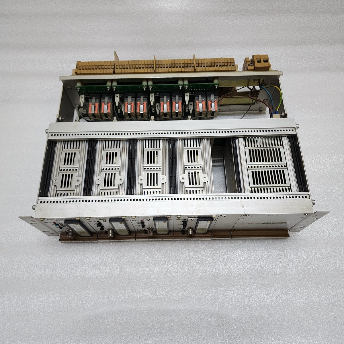 WEIR CONTROL PANEL POWER SUPPLY 11.07.A0 VIBRATION MONITOR 21.03.A1.02.2E.21 AXIAL POSITION MONITOR