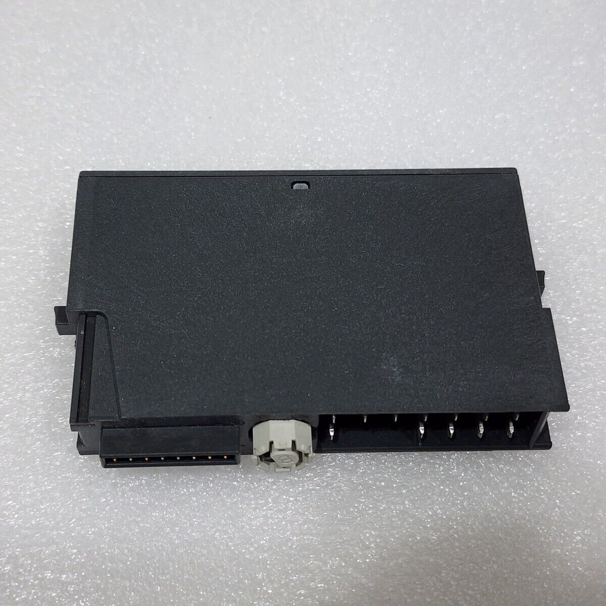 SIEMENS 6ES7 131-4BD01-0AA0 4CH DIGITAL INPUT MODULE