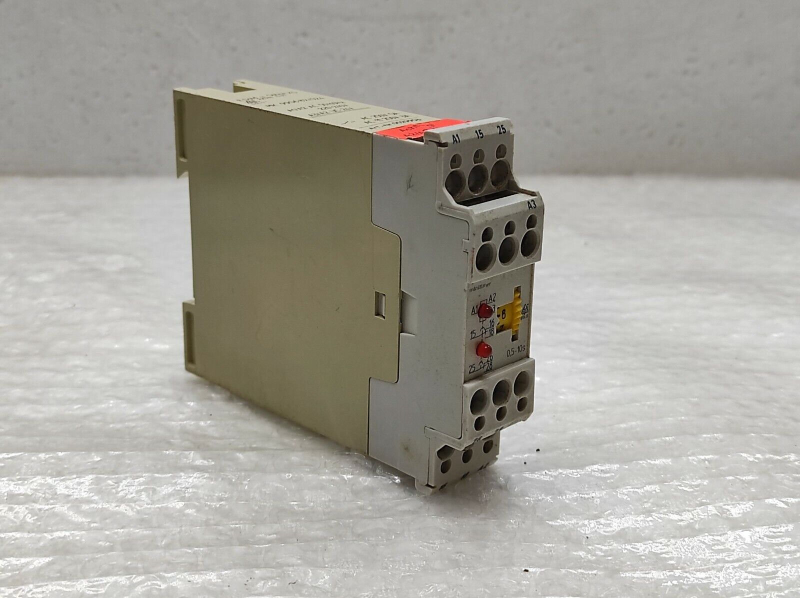 Dold MK 9906.82/024 Time Control Relay 220-240V AC/24V AC-DC MK9906.82/024