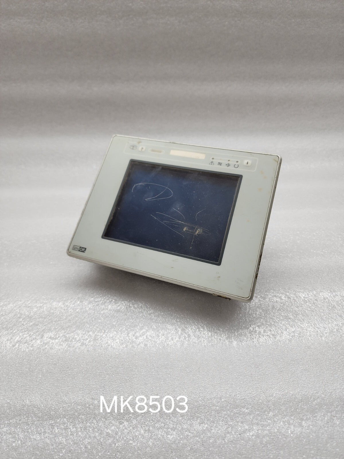 UNIOP ETOP05-0045 HMI OPERATOR PANEL 24VDC