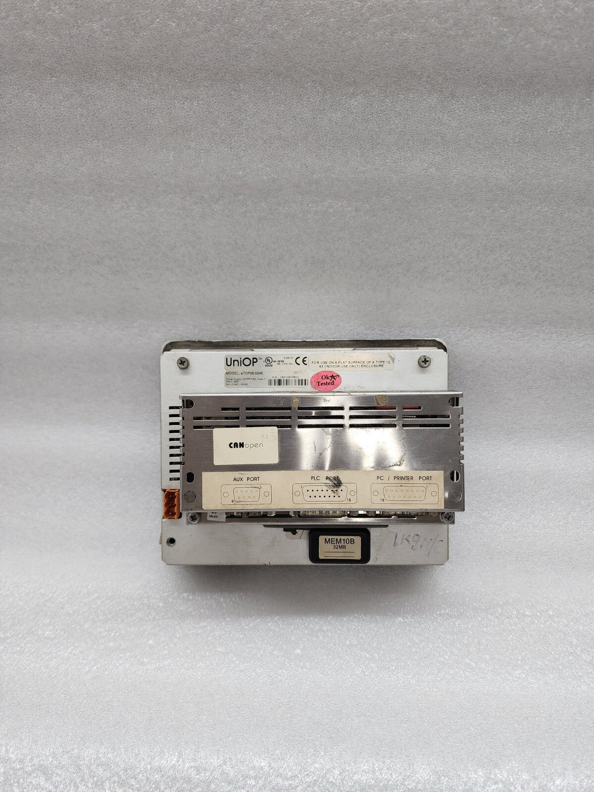 UNIOP ETOP05-0045 HMI OPERATOR PANEL 24VDC