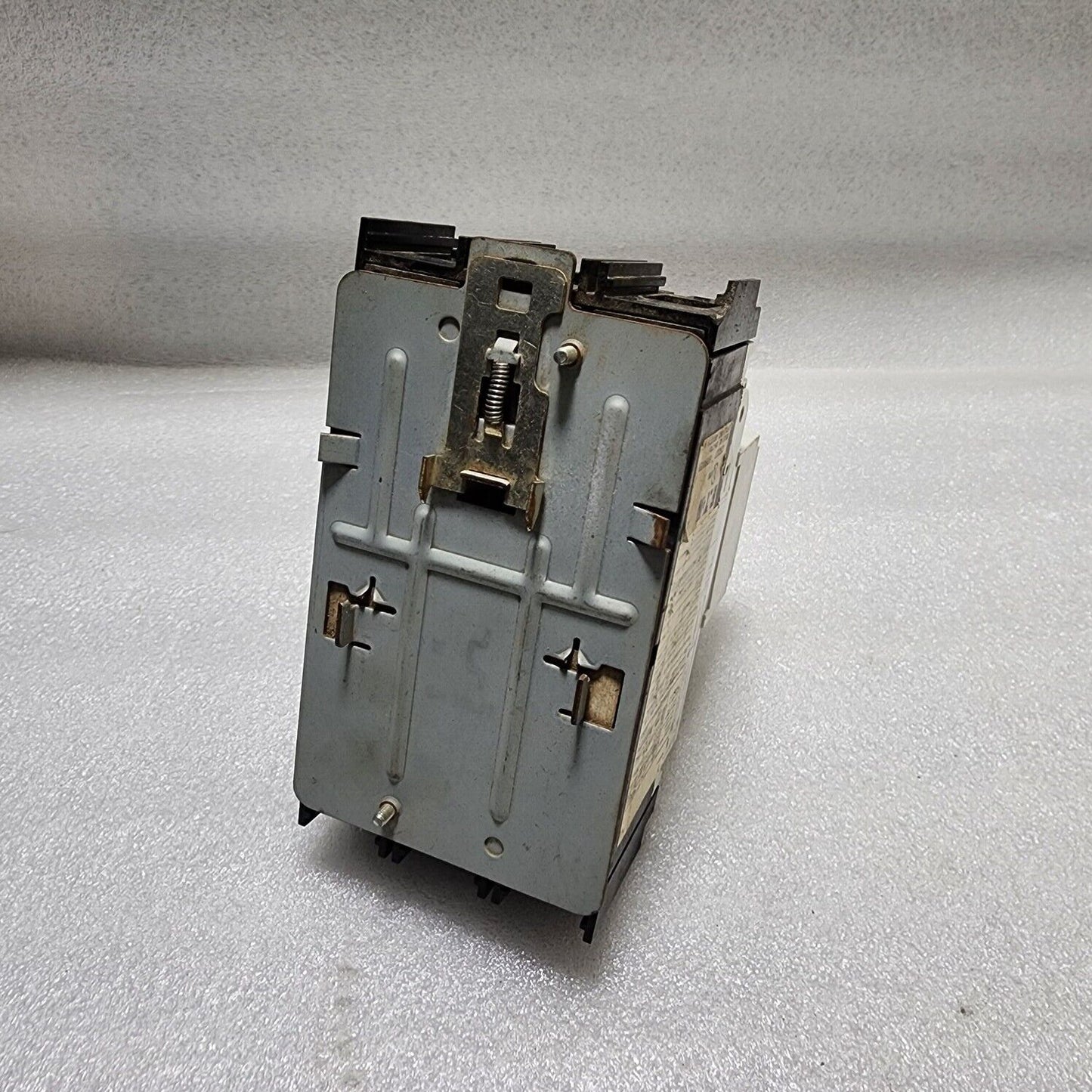 EATON NZM 1 CIRCUIT BREAKER RELAY NZM B1-AF100-NA 100A