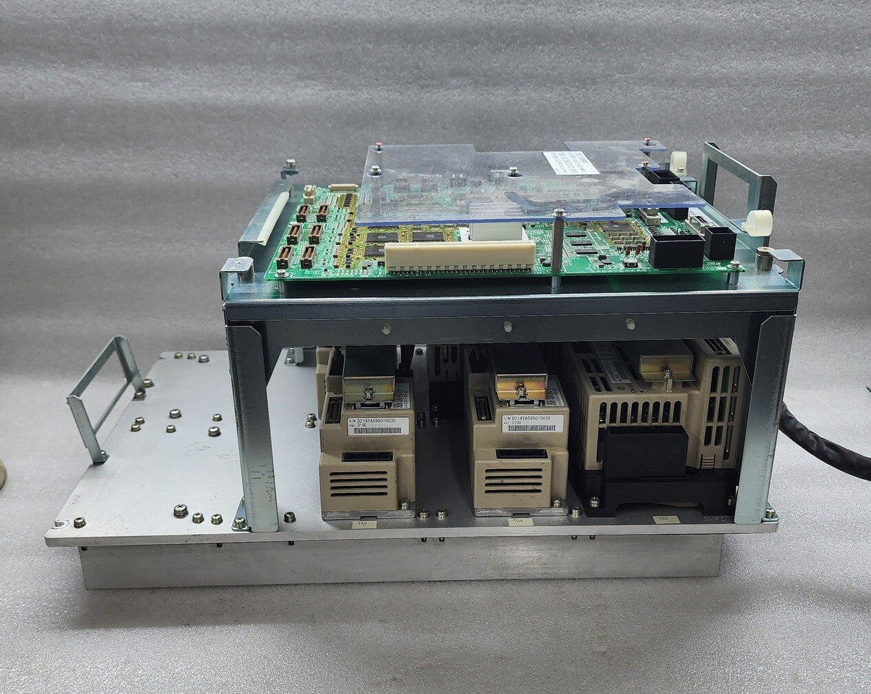 YASKAWA SRDA-MH50 SERVOPACK JZRCR-YSV04-11 MOTOMAN ROBOT DRIVE R15417-257-10