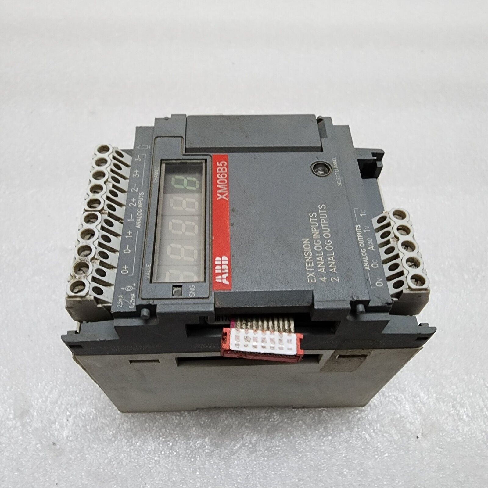 ABB XM06B5 ANALOG MODULE