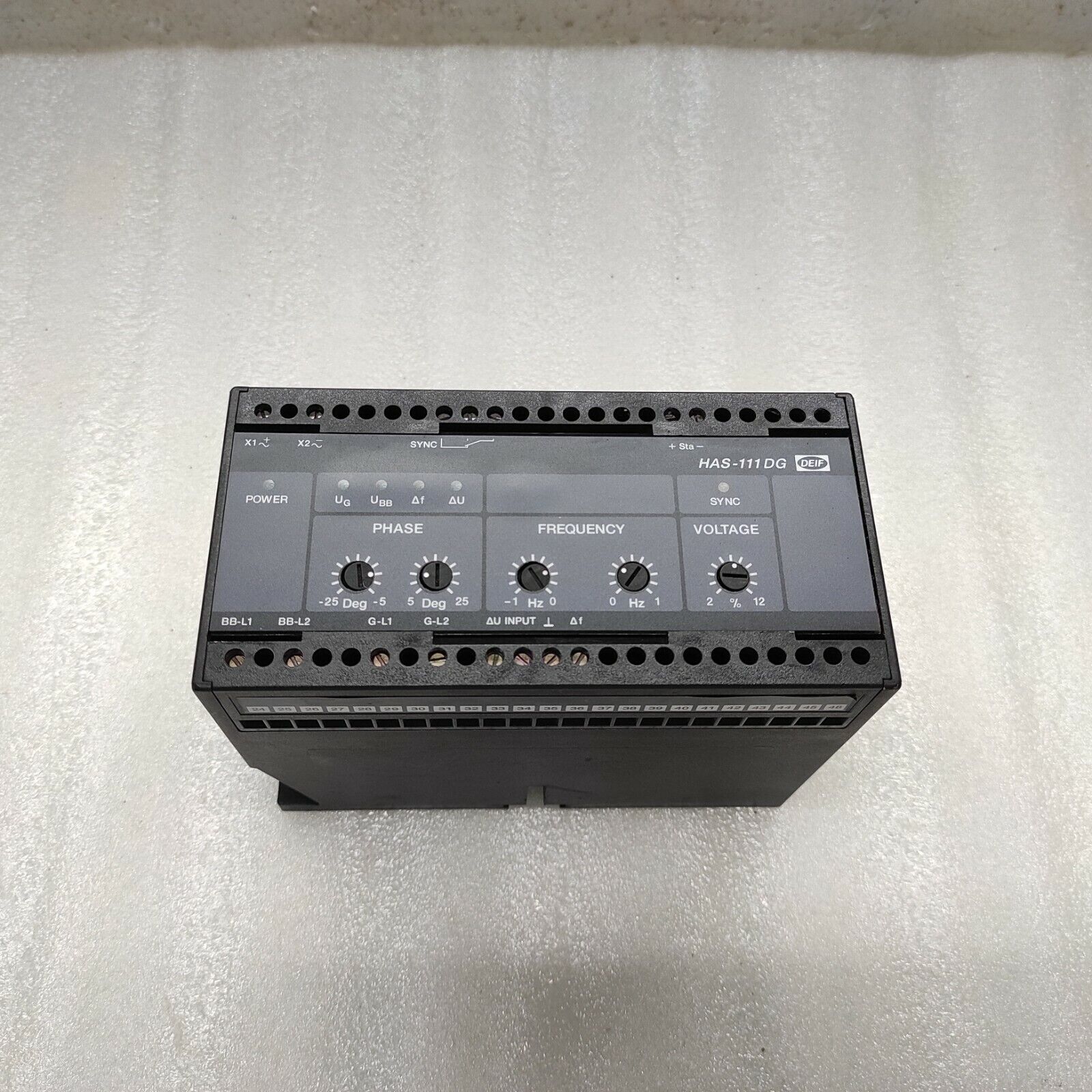 DEIF HAS-111DG SYNCHRONISER AND CIRCUIT BREAKER CLOSING 100029804.10 220V