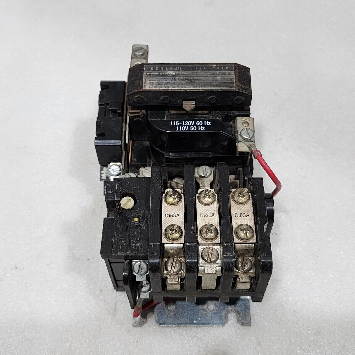 GENERAL ELECTRIC CR306A0 3-POLE MAGNETIC MOTOR STARTER CR305X100RC COIL 110-120V