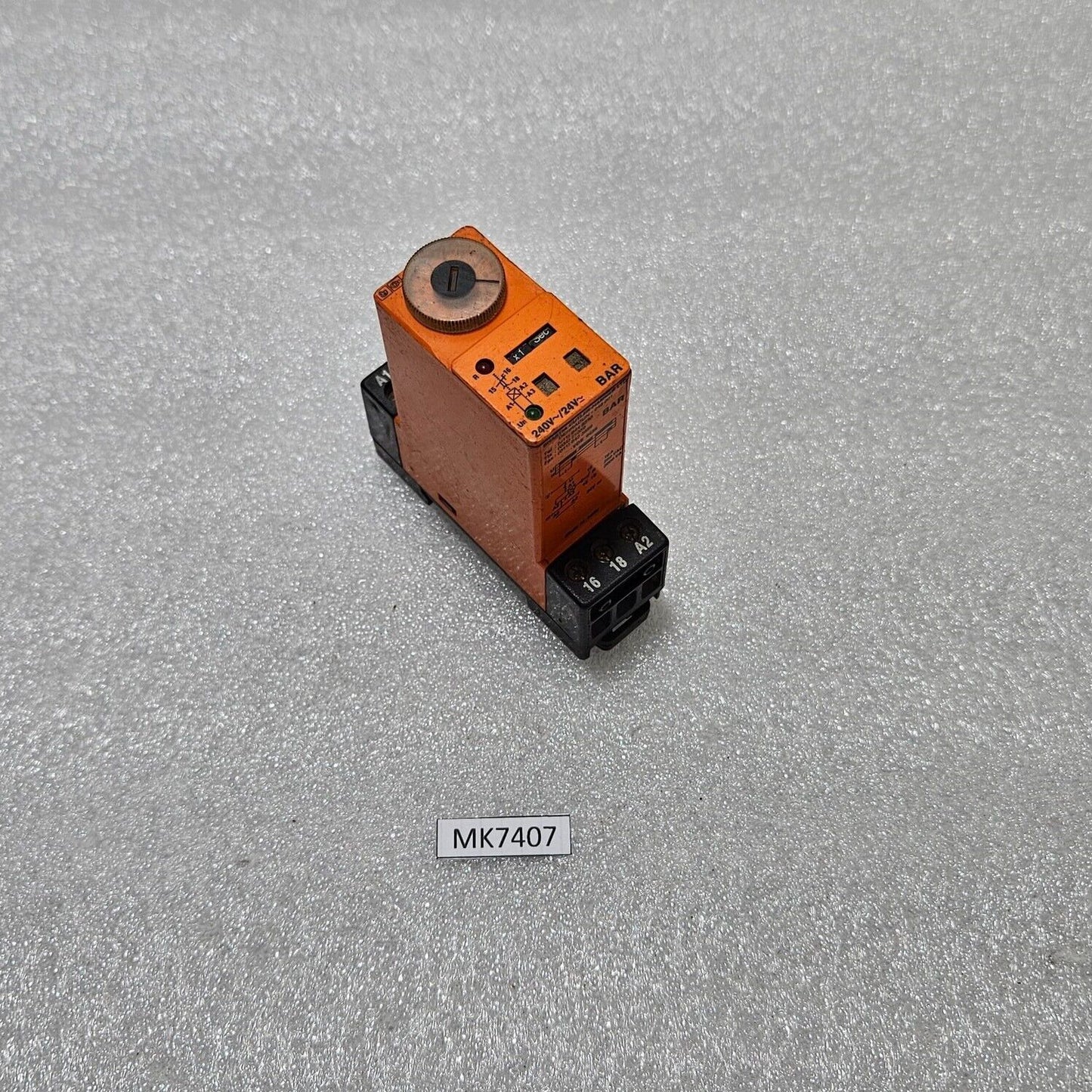 SYRELEC BAR TIMER RELAY 240VAC/24VAC-DC