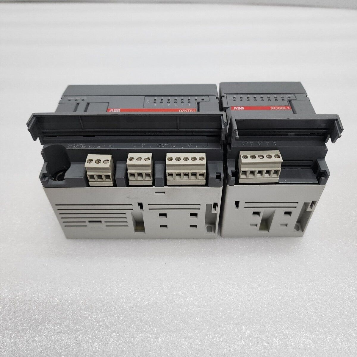 ABB 07KT51-I18 & XC08L1-B03 ADVANT CONTROLLER 31 WITH I/O EXPANSION UNIT