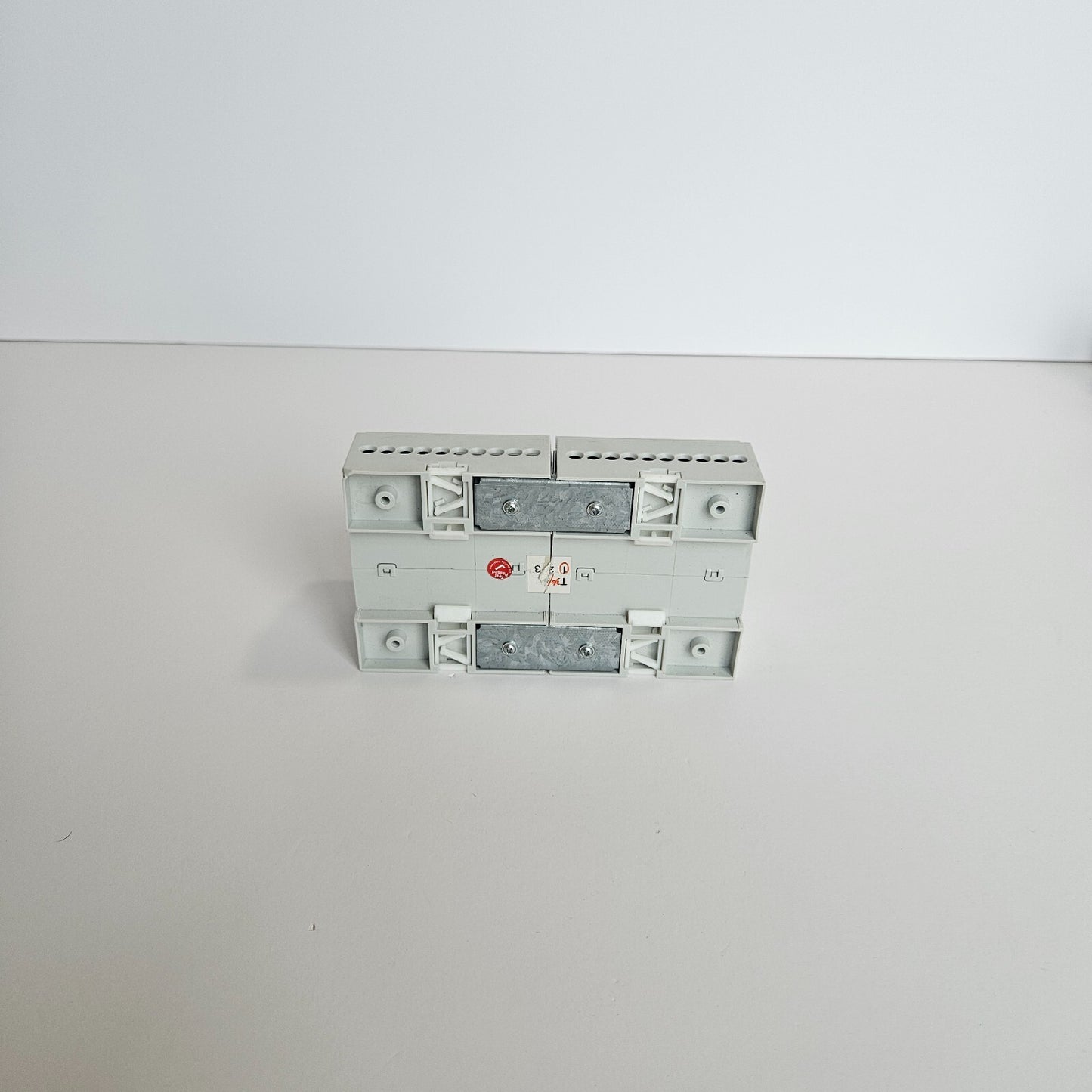 CLIPSAL L5504RVF 4-CHANNEL VOLTAGE FREE RELAY L5504TRVF 110-240V