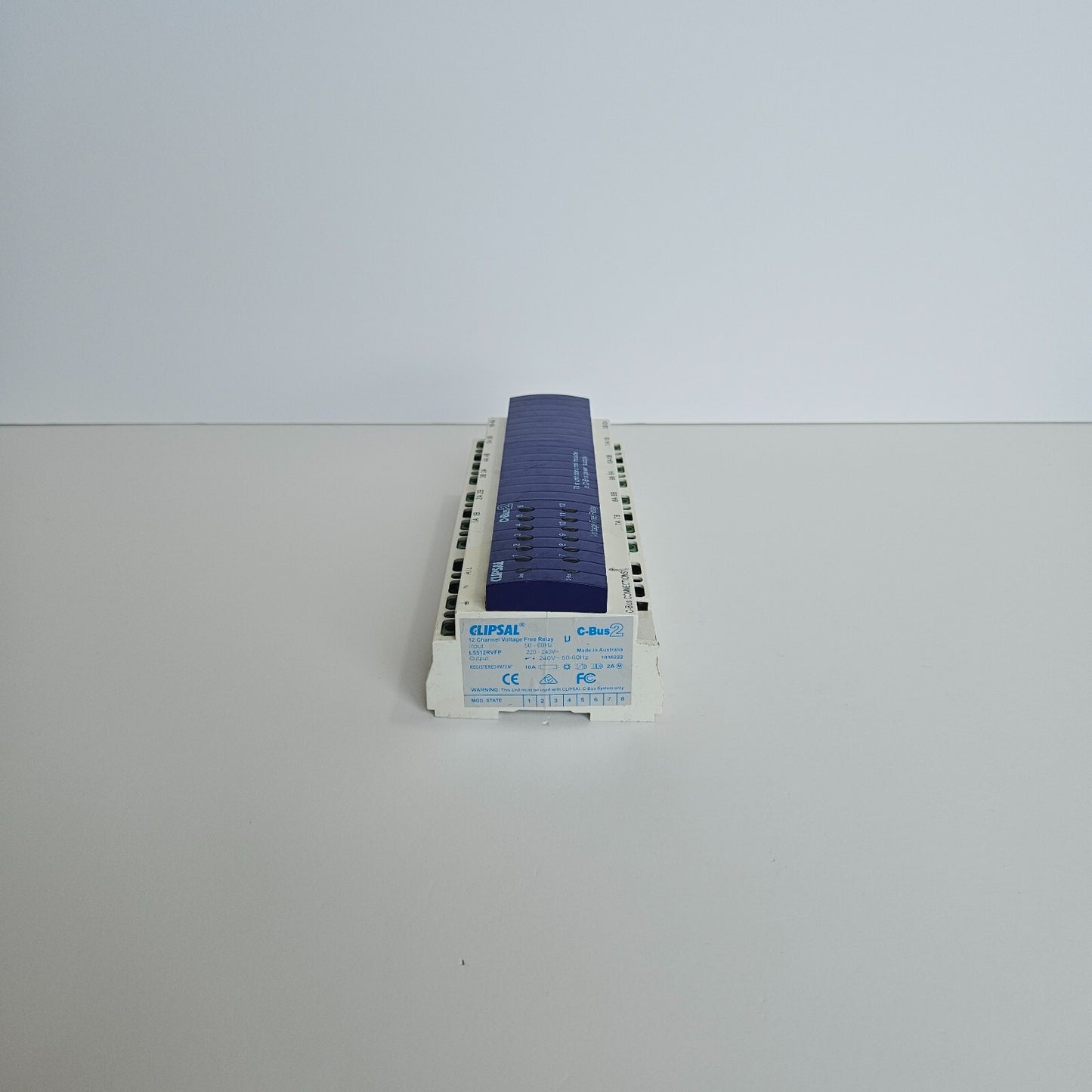 CLIPSAL L5512RVFP 12-CHANNEL VOLTAGE FREE RELAY 220-240V