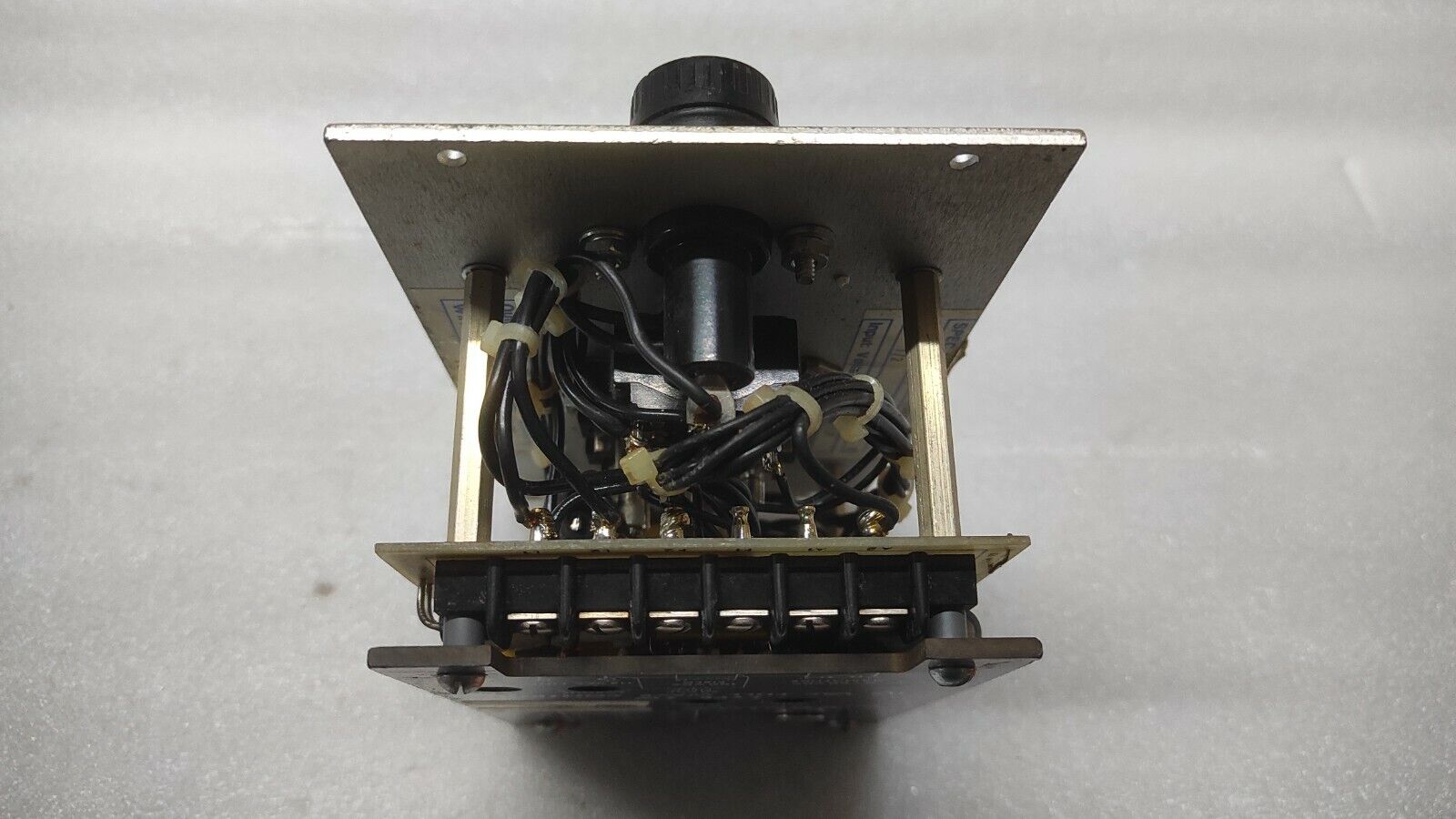 SABINA 2000-30 FULL WAVE CONTROL 0-90V-DC DC 115V-AC GROEN 360262-003 