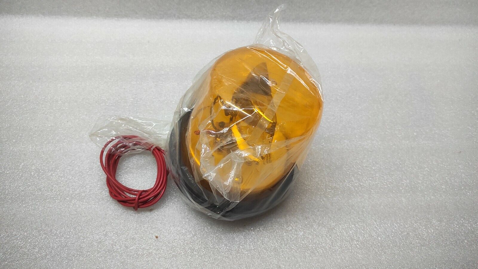 NORTH AMERICAN SIGNAL TR3-24A REVOLVING LIGHT 24V