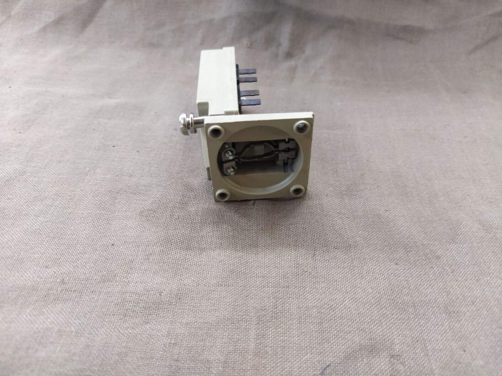 Omron D4A-0900N Limit Switch D4A0900N