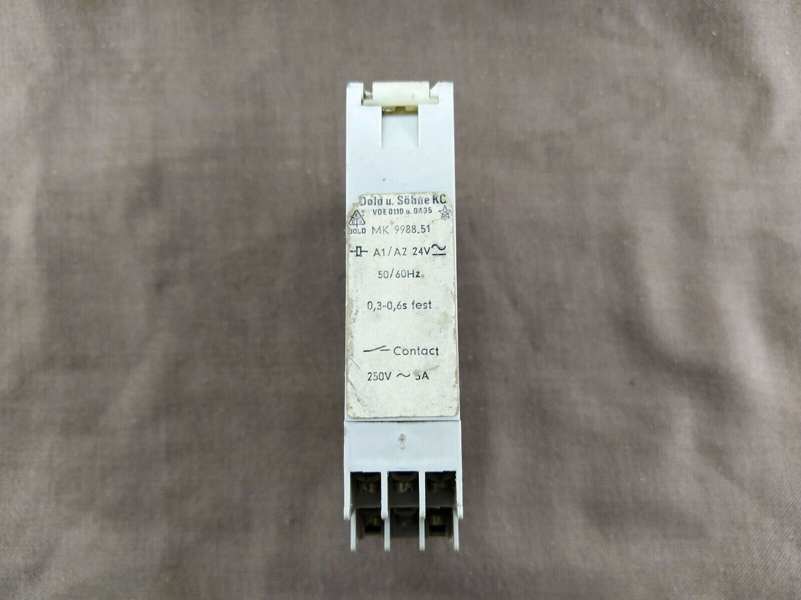 Dold MK9988.51 Timing Relay 0.3-0.6 Sec MK998851 Lot of 8 PC