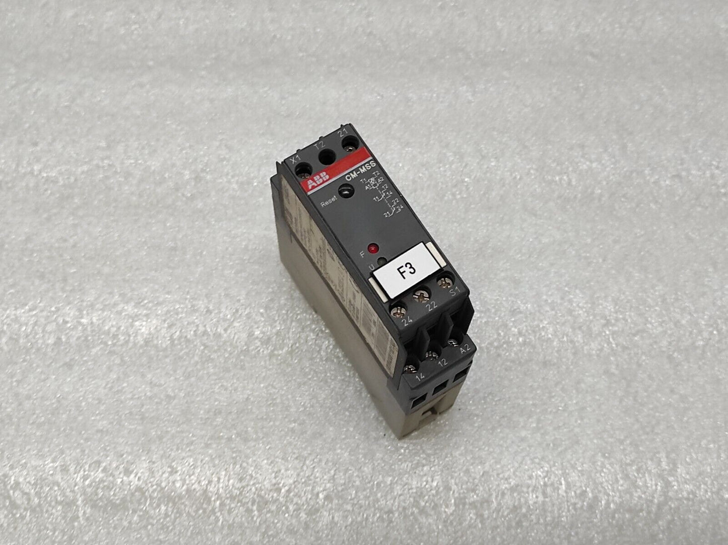 ABB CM-MSS THERMISTOR MOTOR PROTECTION RELAY 1SVR430811R1300