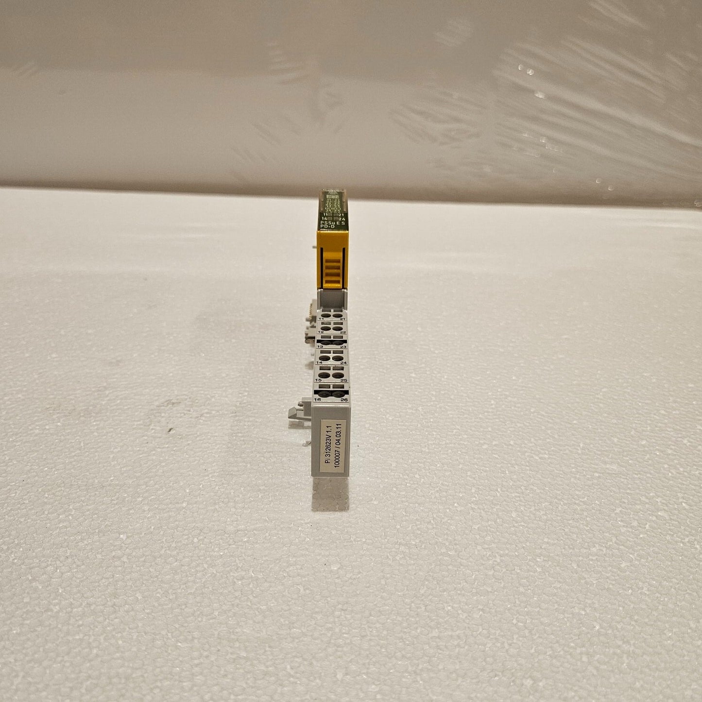 PILZ PSSU E S PD-D I/O PLC MODULE 312197 LOT OF 3 UNIT