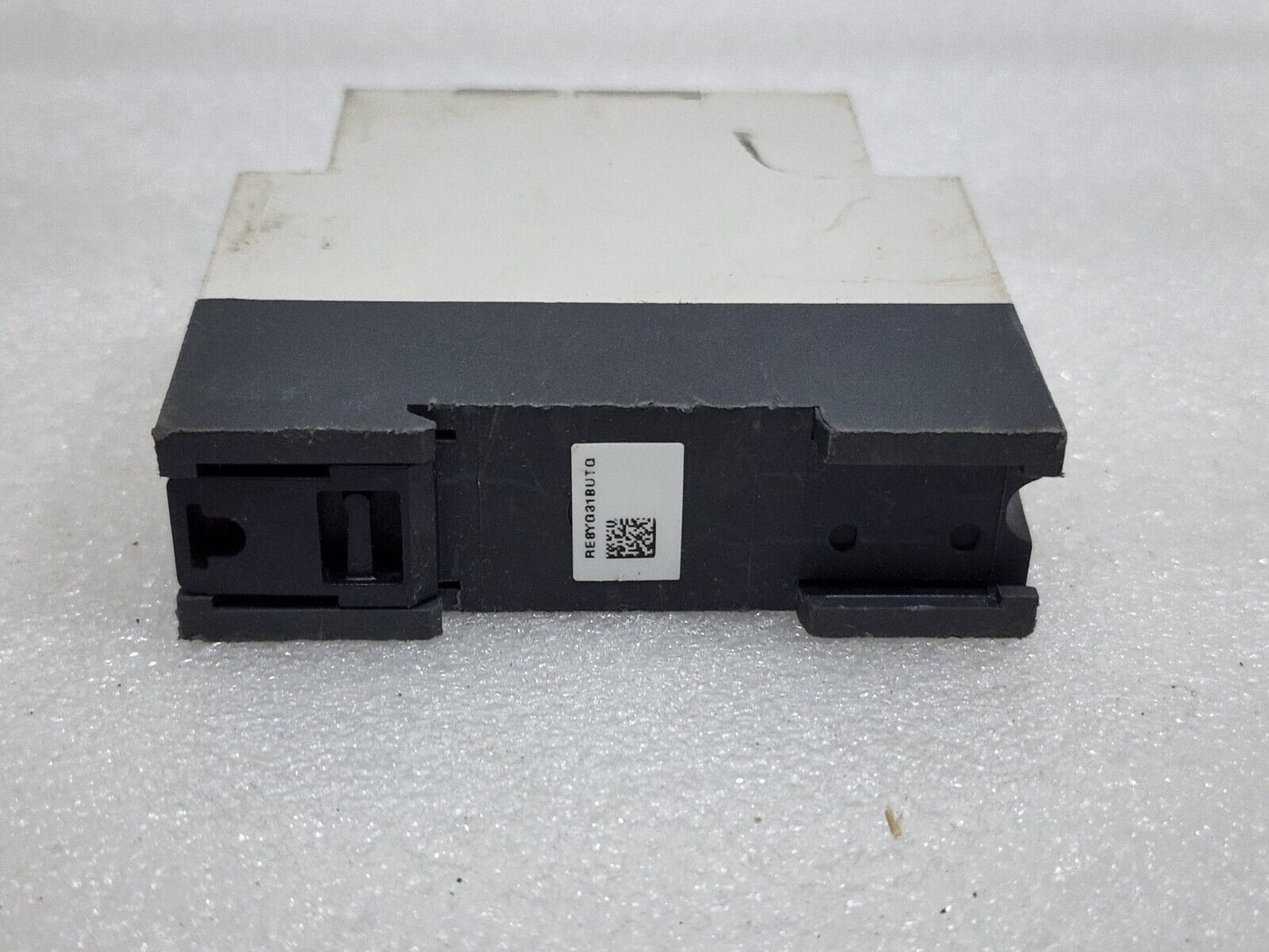 RE8YG31BU INDUSTRIAL TIMING RELAY 0.3-30S 