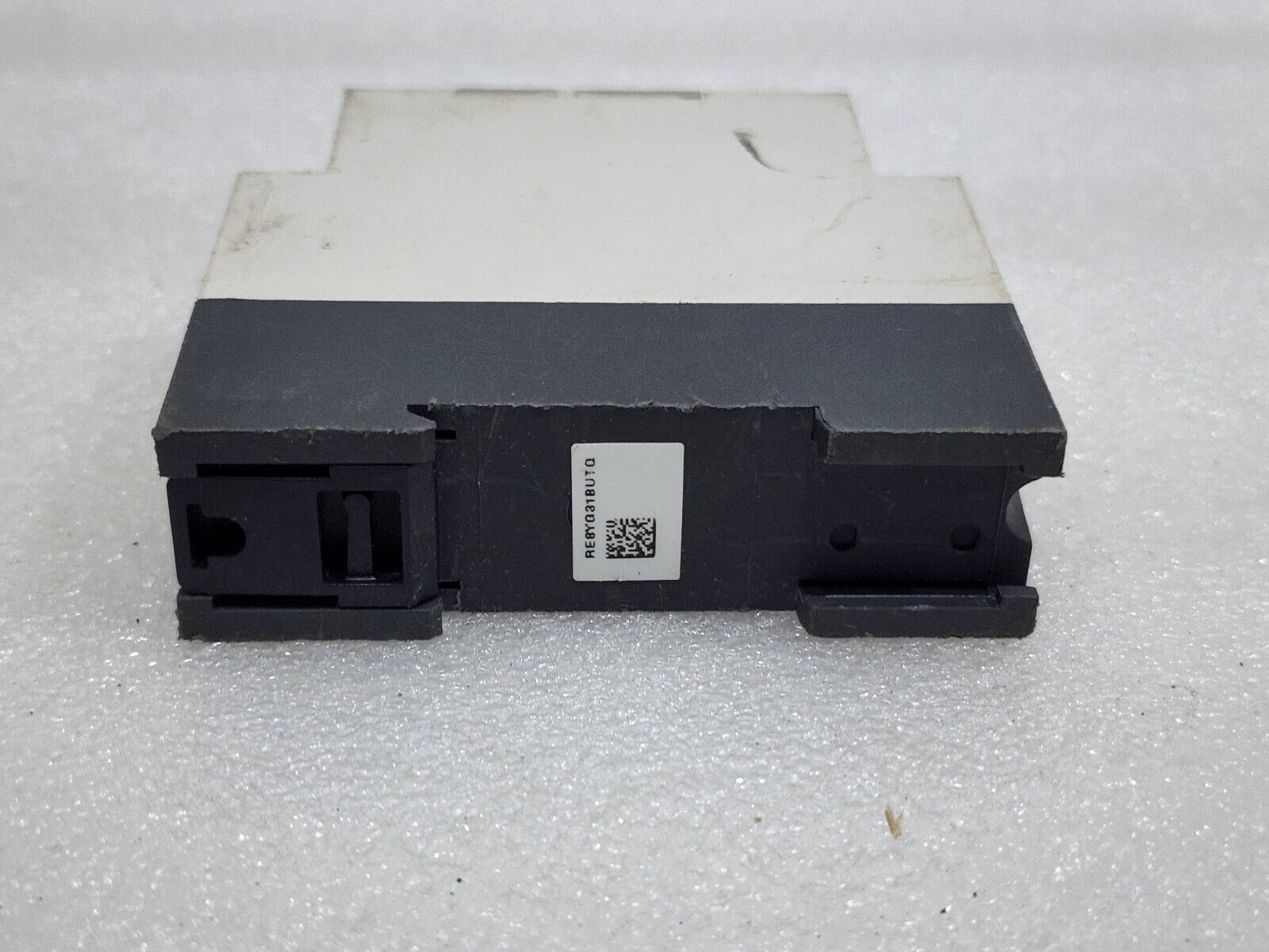 RE8YG31BU INDUSTRIAL TIMING RELAY 0.3-30S 
