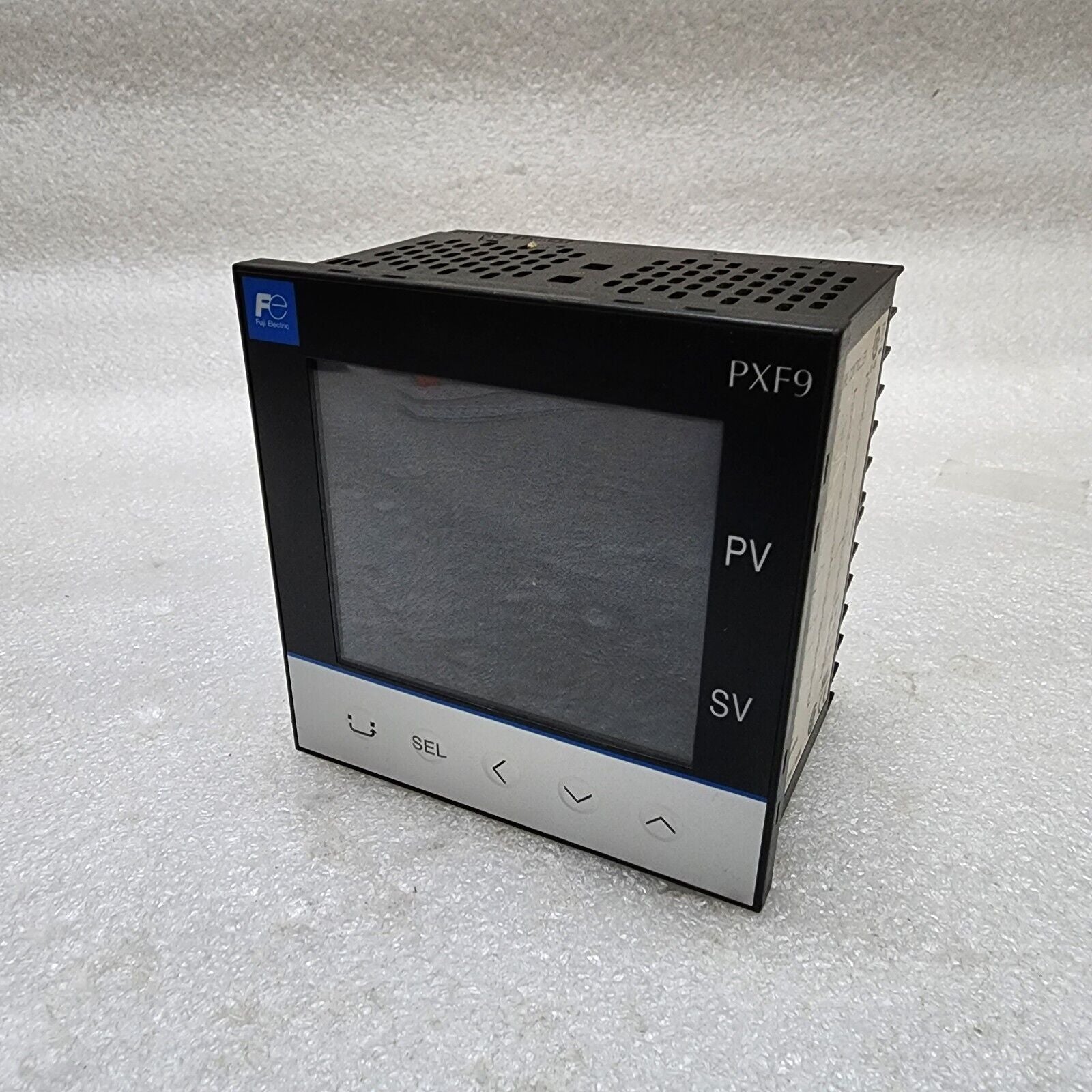 FUJI ELECTRIC PXF9ABY2-FVM00-P TEMPERATURE CONTROLLER 100-240VAC