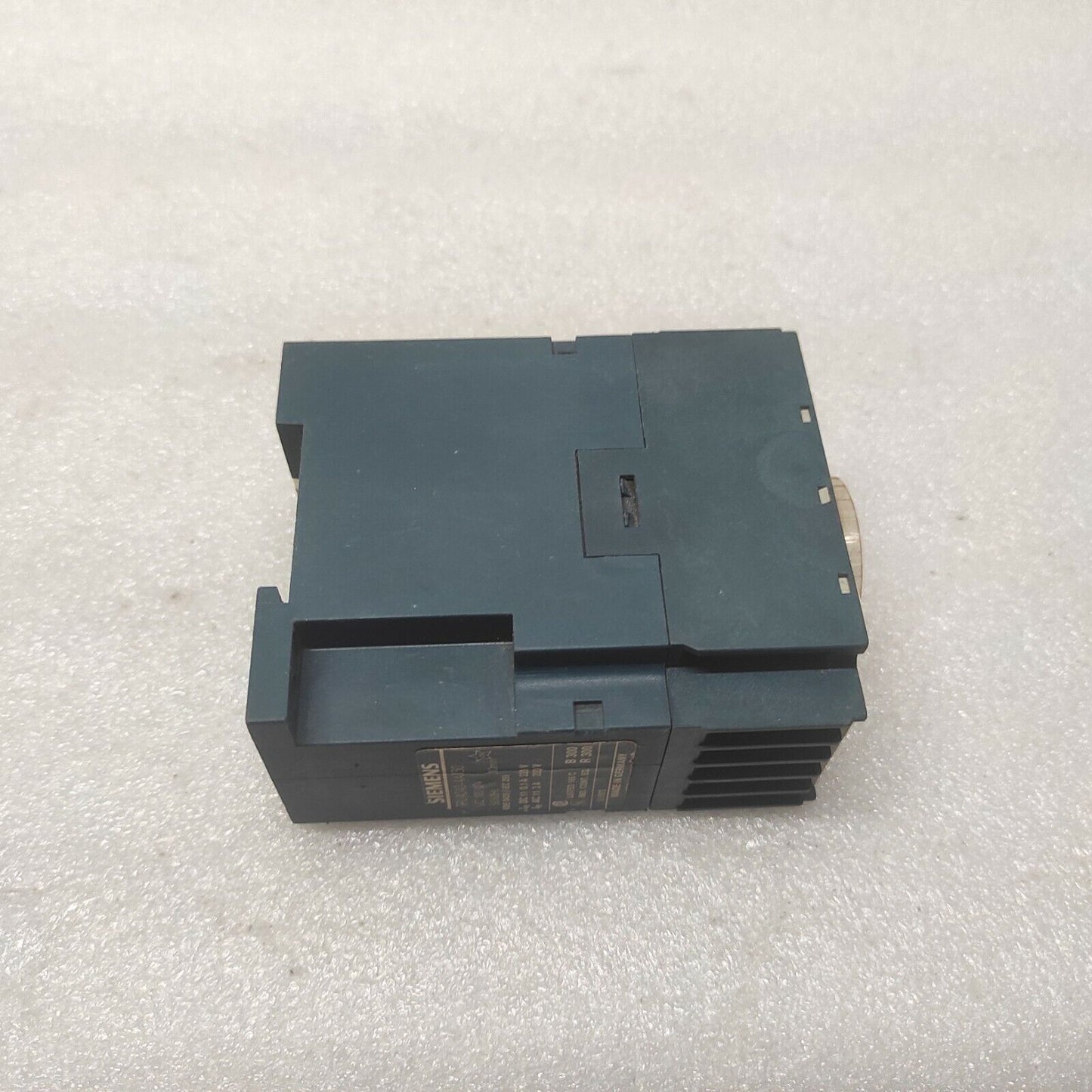 SIEMENS 7PU4040-4AJ30 TIME RELAY 100-127V 0-10MIN