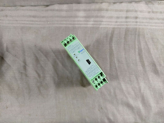 Udian AI-7021 Dual Temperature Transmitter - Signal Isolator