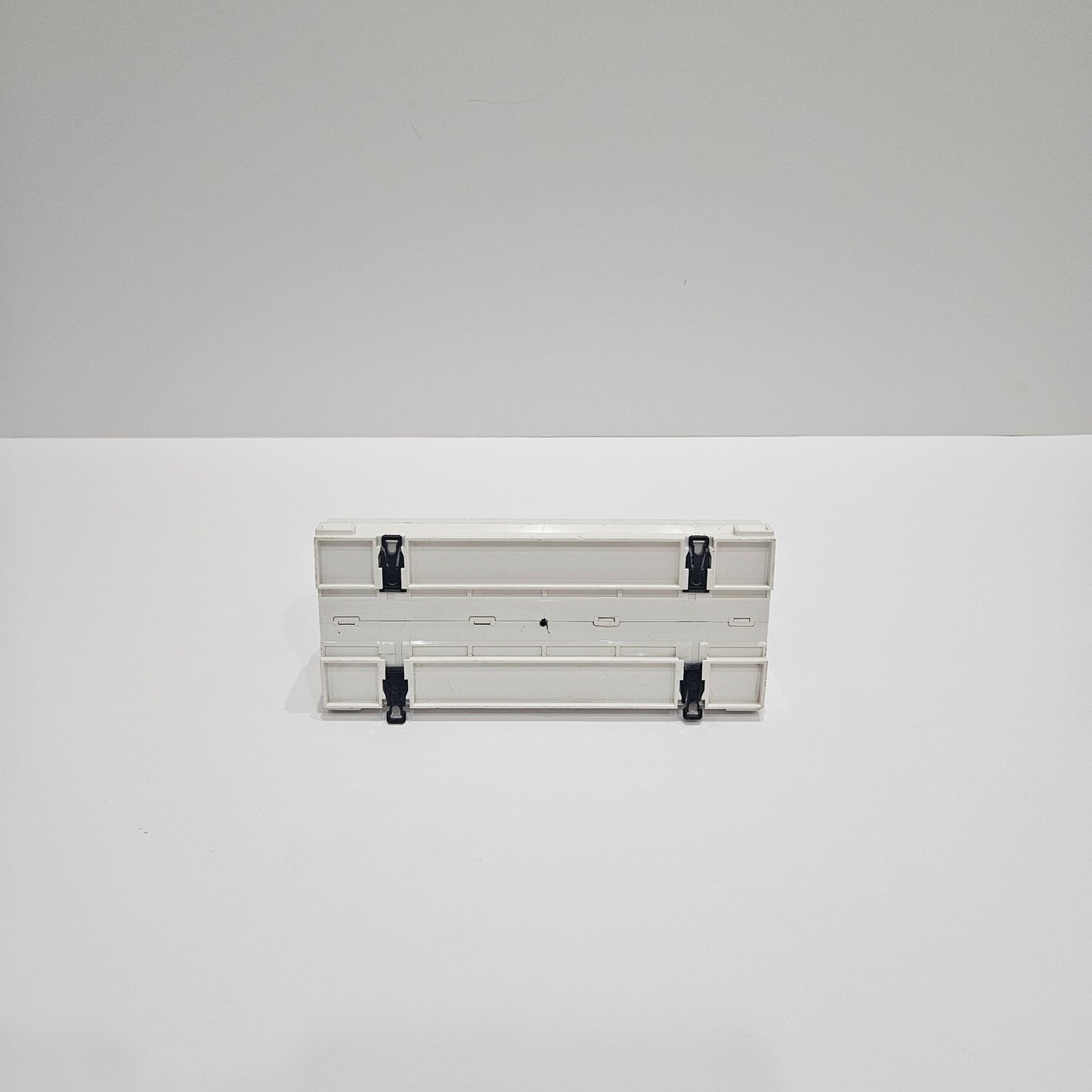 CLIPSAL L5512RVF 12-CHANNEL VOLTAGE FREE RELAY 220-240V