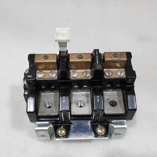 ALLEN BRADLEY CAT 40185-802-01 3-POLE OVERLOAD RELAY KIT SIZE 4 120-600VAC