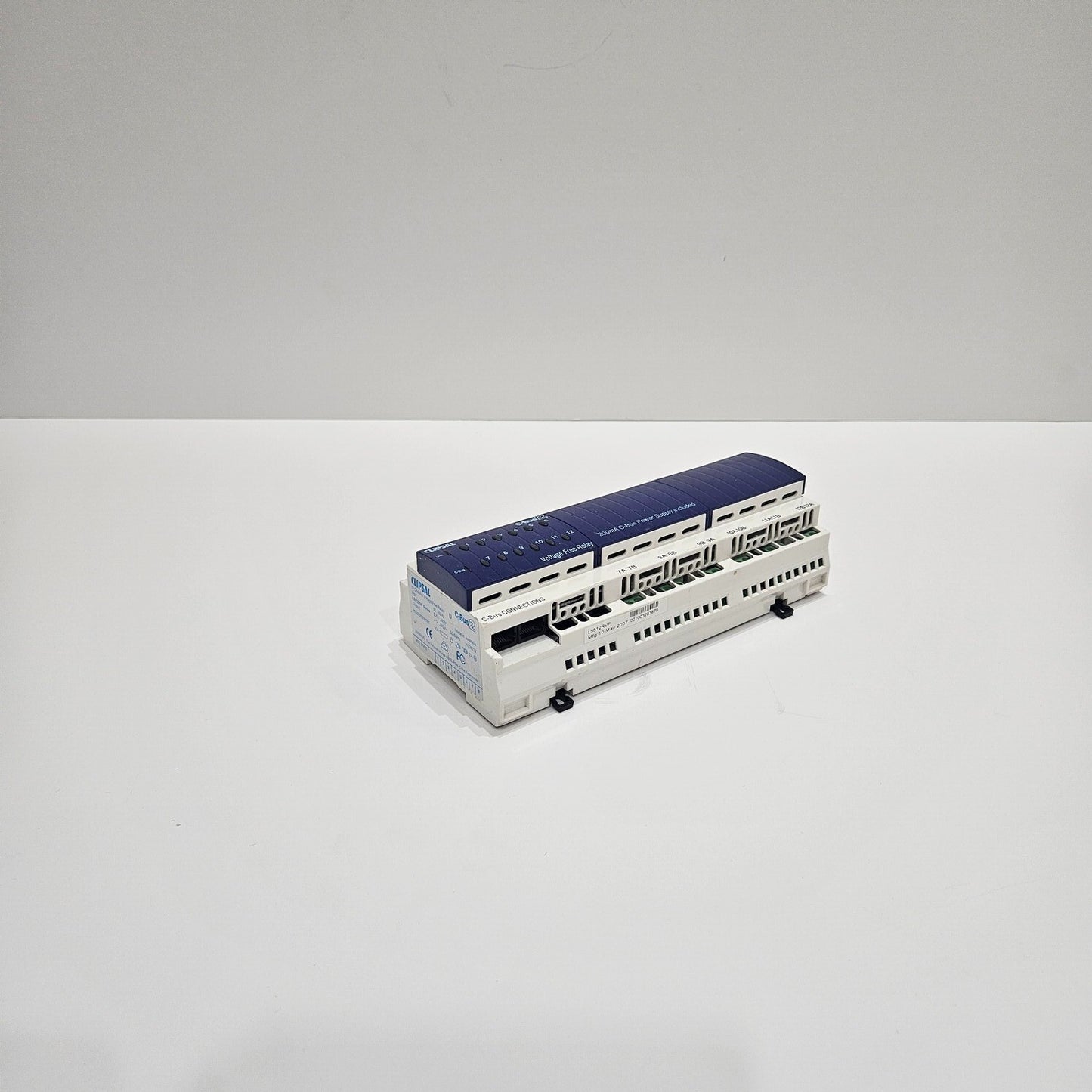 CLIPSAL L5512RVF 12-CHANNEL VOLTAGE FREE RELAY 220-240V